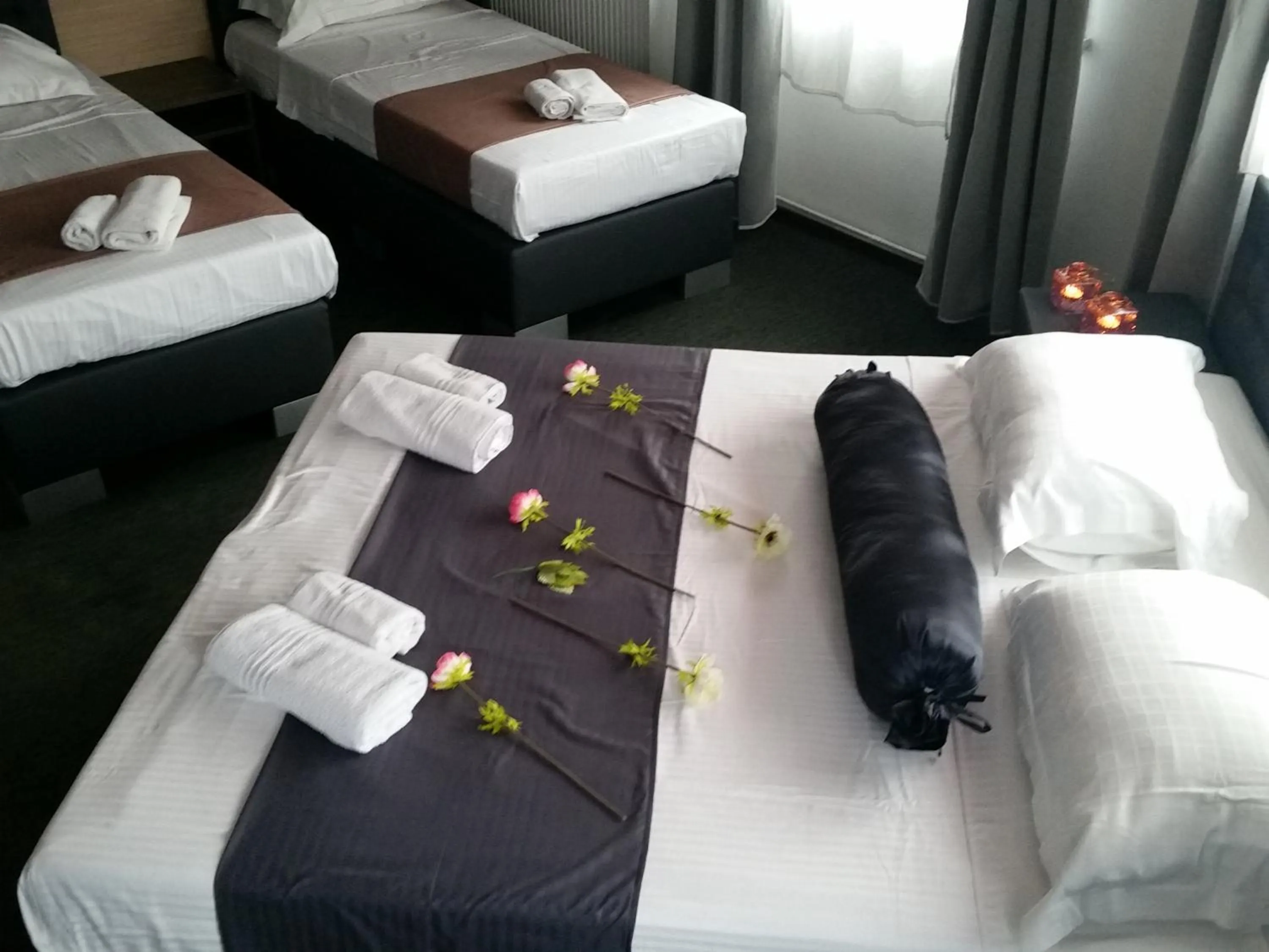 Bed in Hotel Prince de Liege