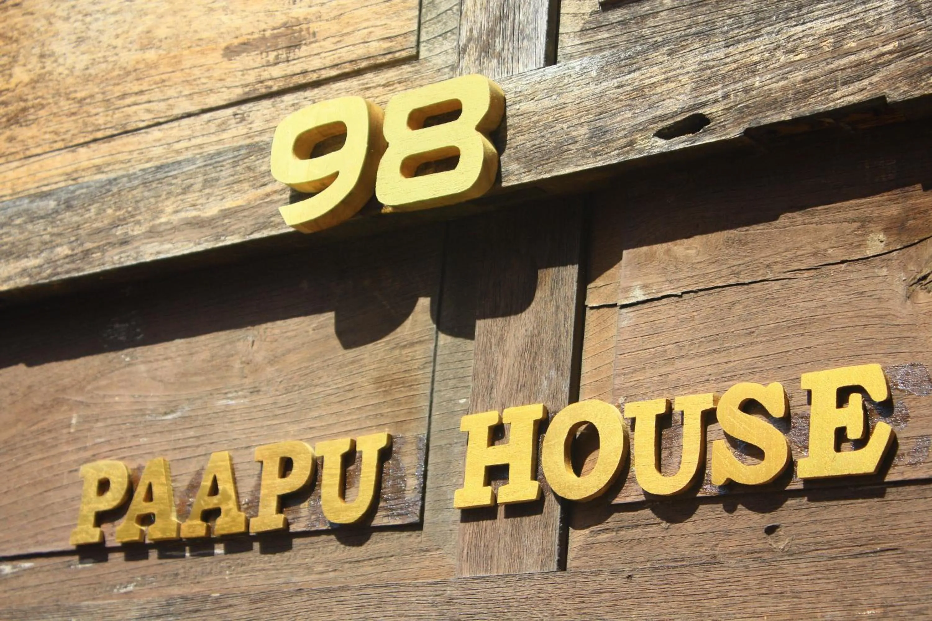 Logo/Certificate/Sign in Paapu House