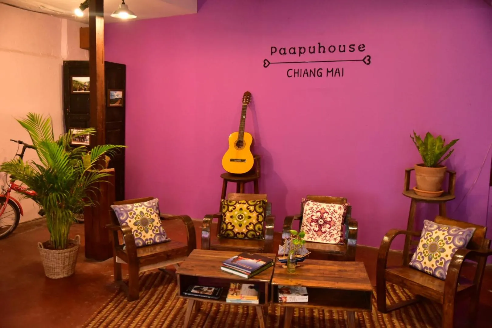 Lobby or reception in Paapu House