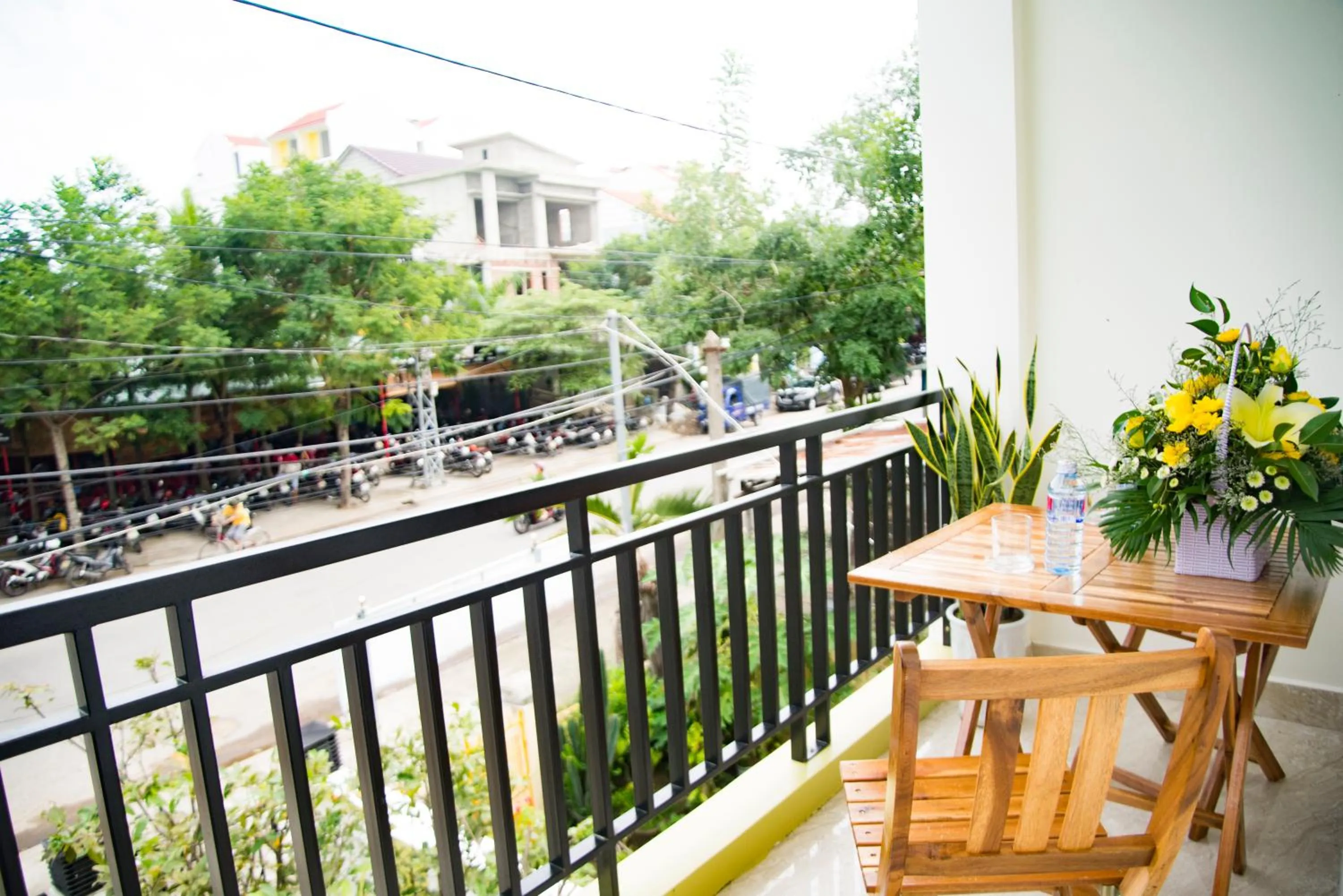 Patio in Mi Kha Homestay