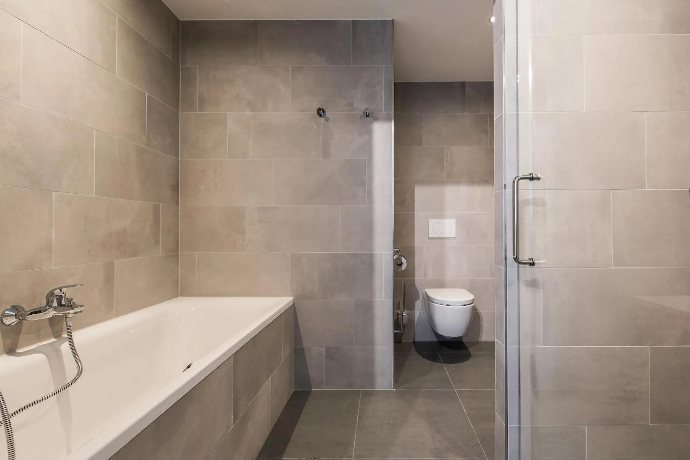 Toilet in YAYS Amsterdam North by Numa