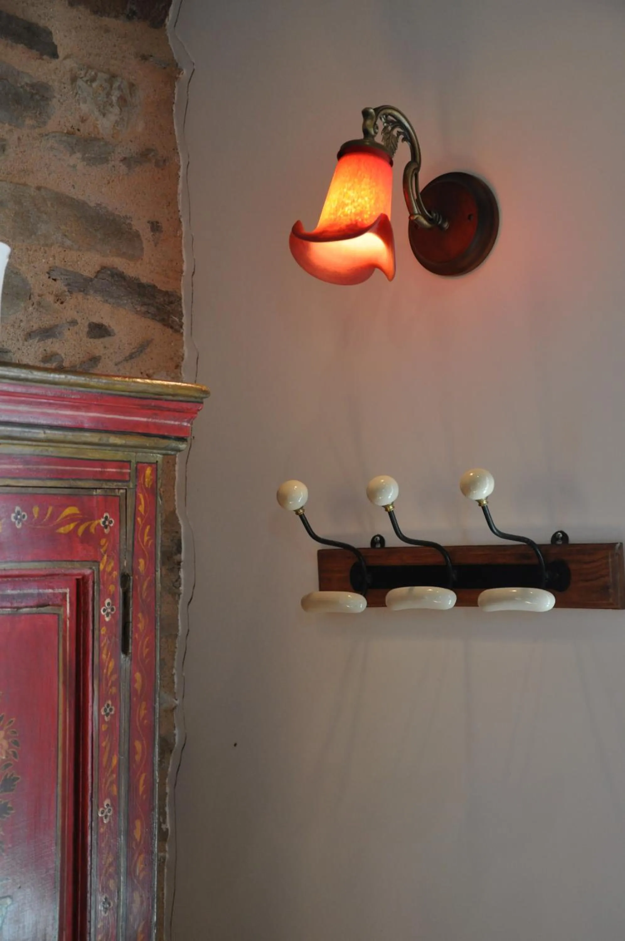 Decorative detail in Chambre d'hôtes Puech Noly