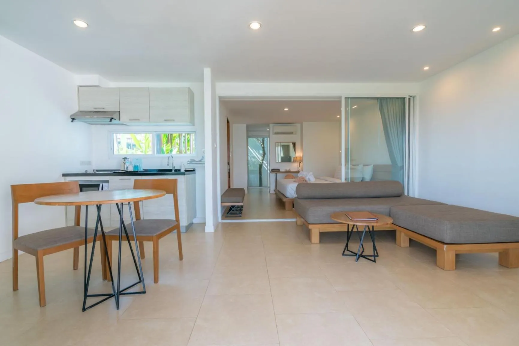 Kitchen or kitchenette in SEAnery Beach Resort