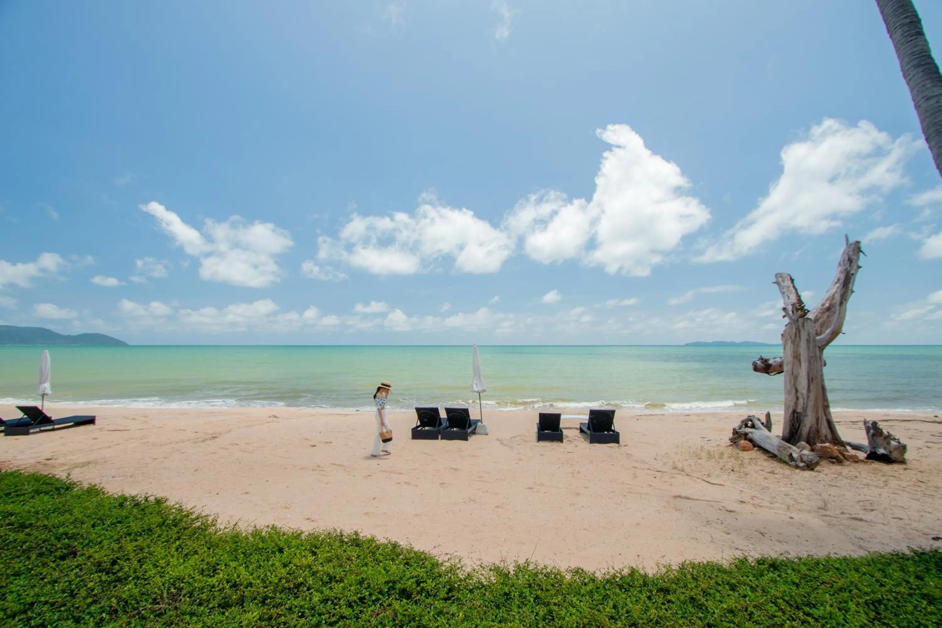 Beach in SEAnery Beach Resort