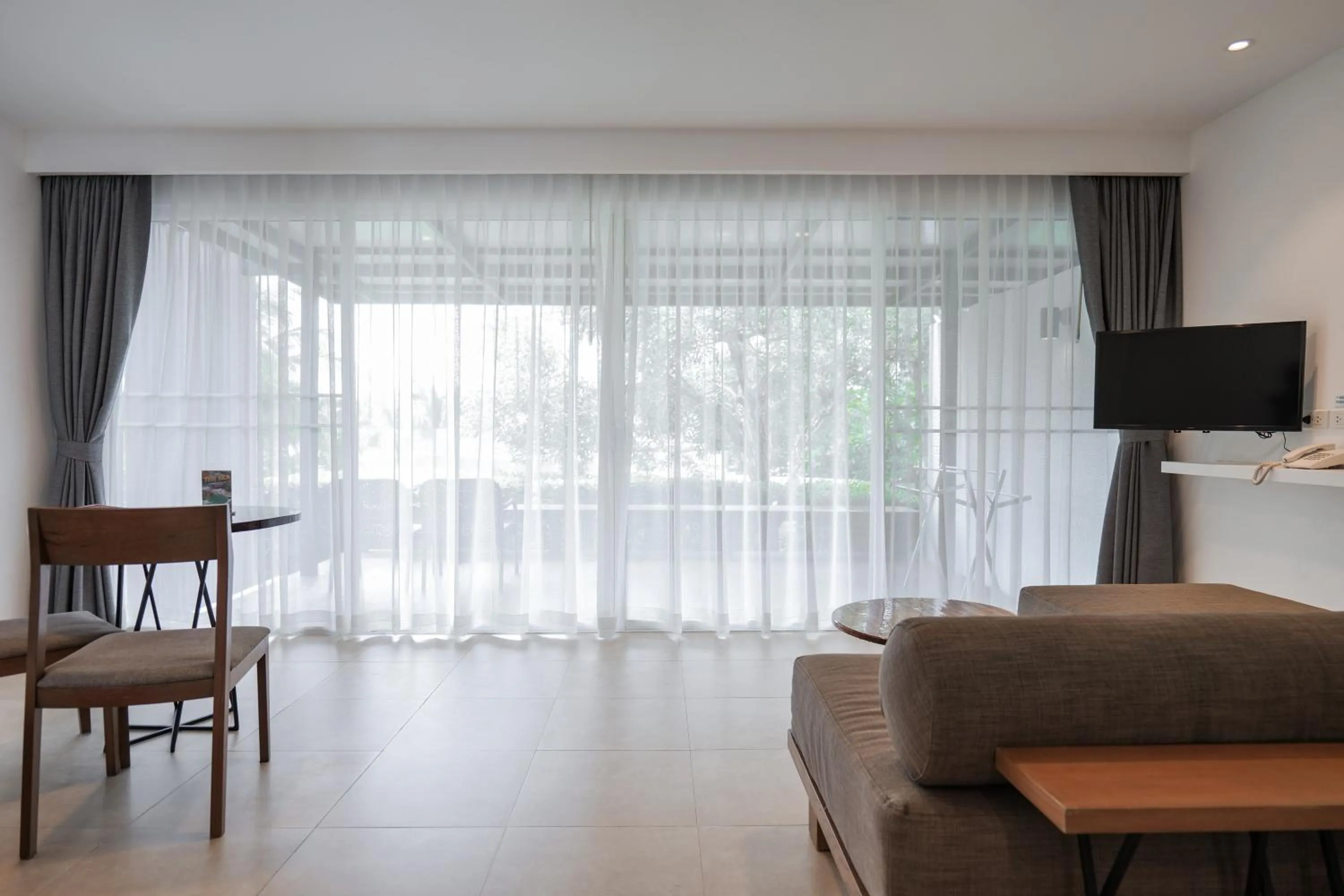 TV and multimedia in SEAnery Beach Resort