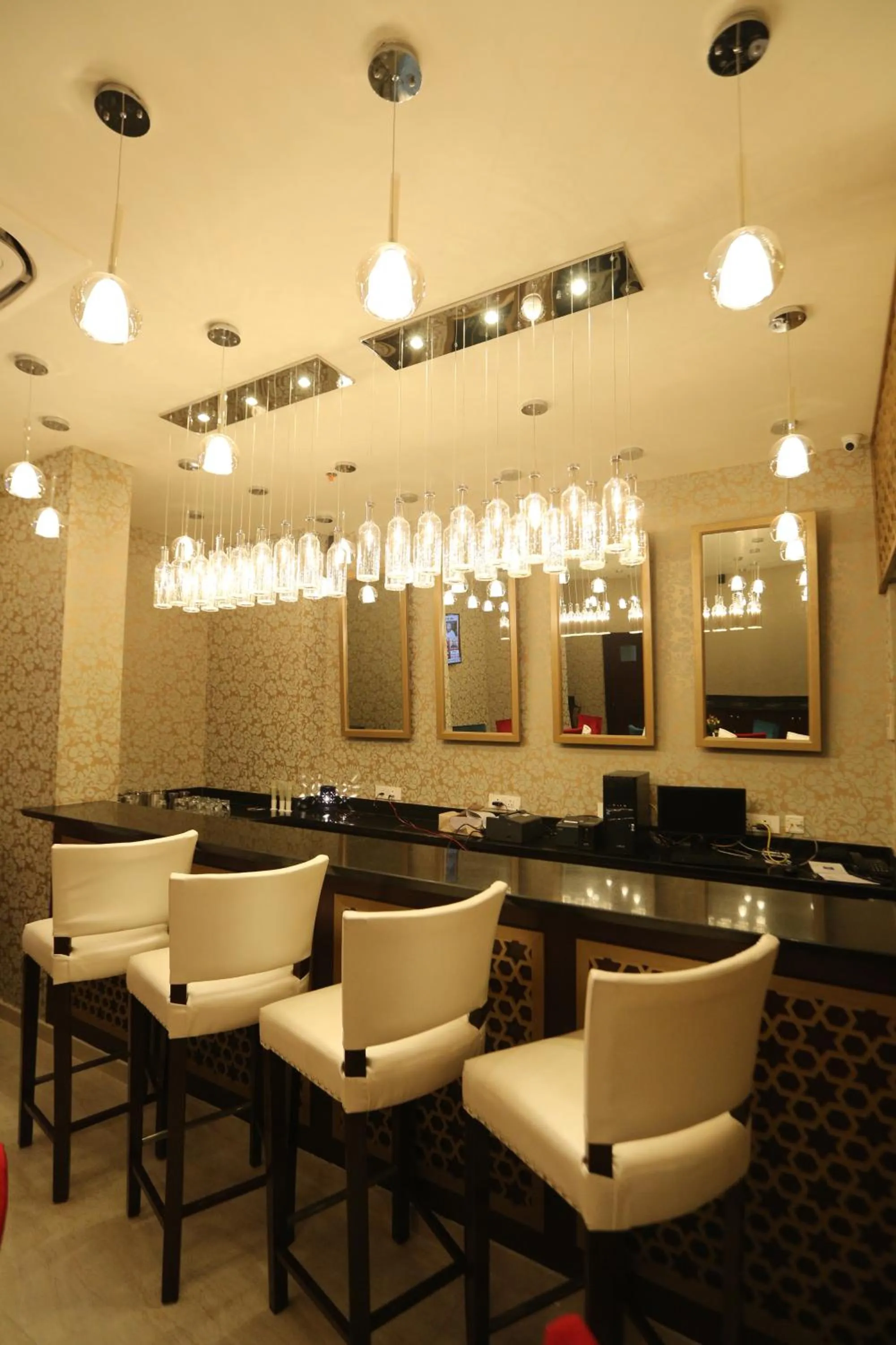 Restaurant/places to eat in Comfort Inn Sapphire