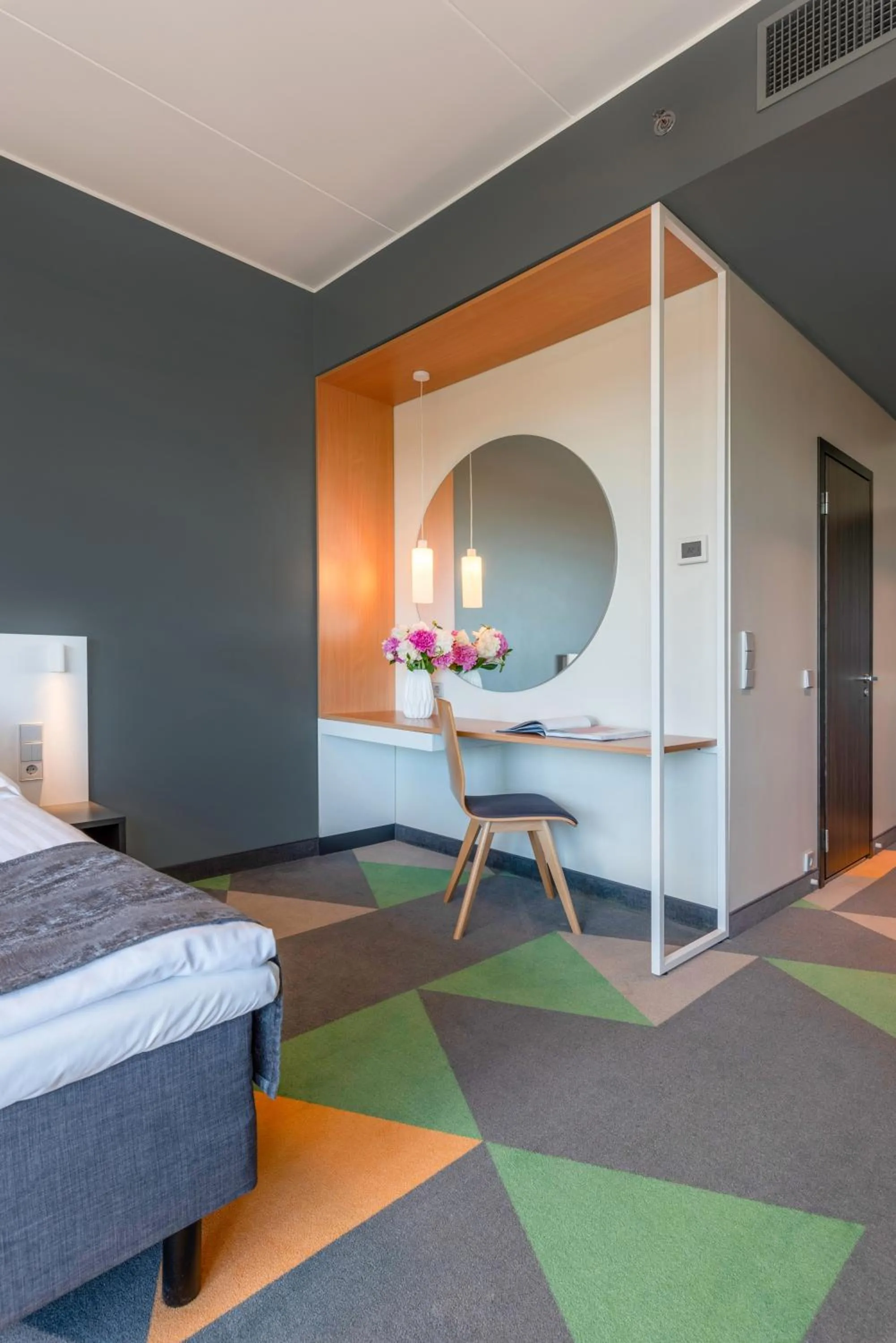 Photo of the whole room, Bed in Hotel Sophia by Tartuhotels