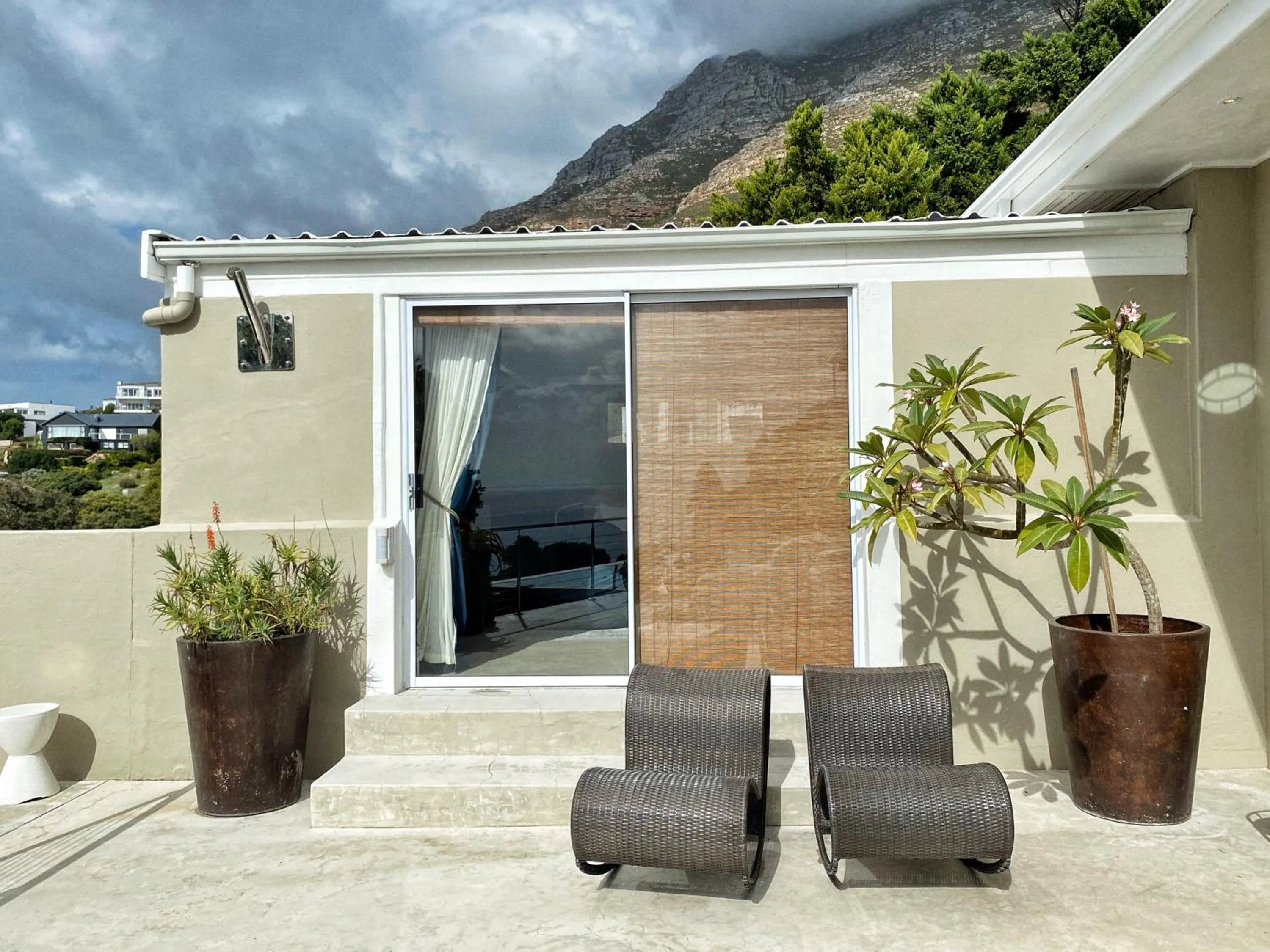 Seating area in Residence William French