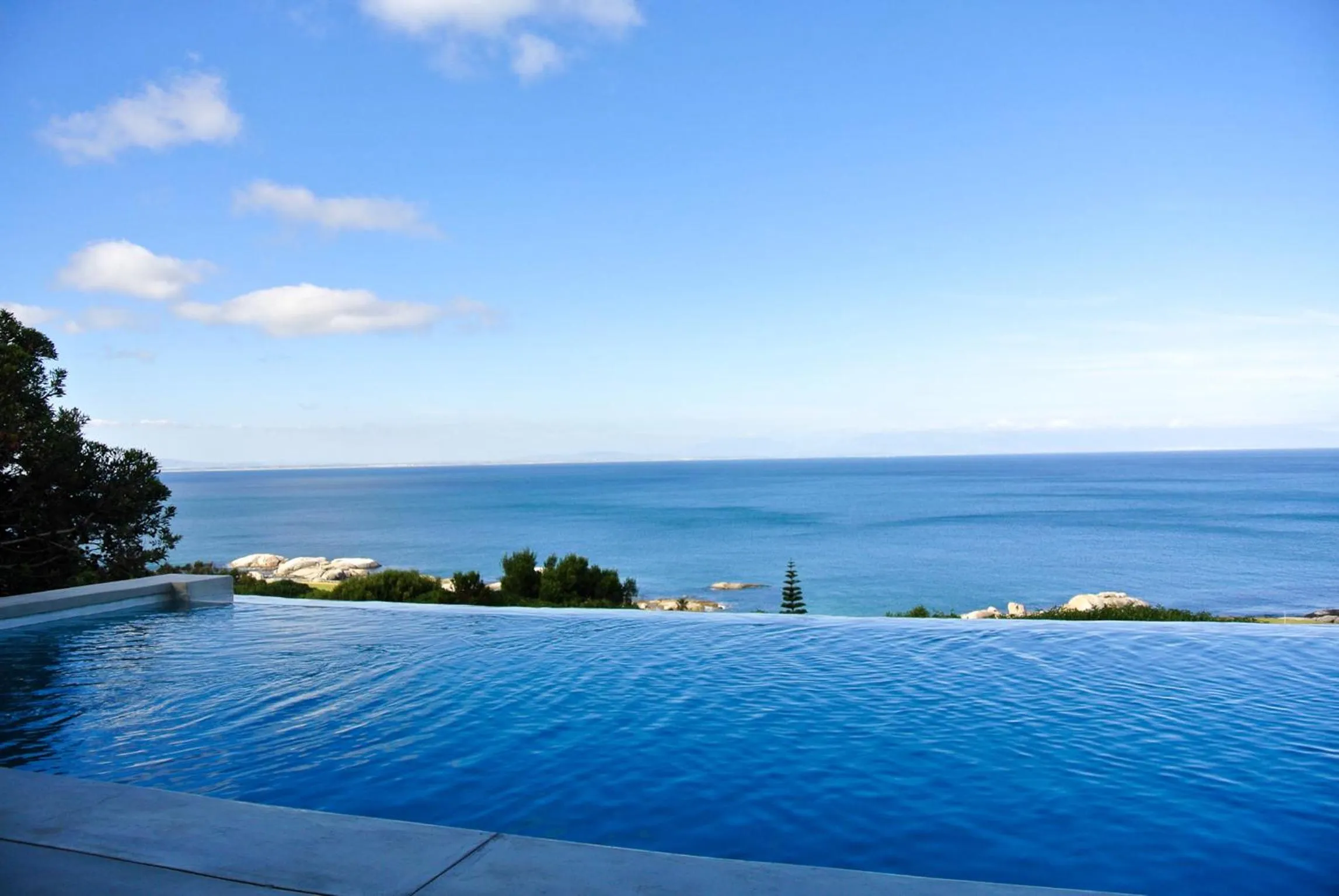 Sea view in Residence William French