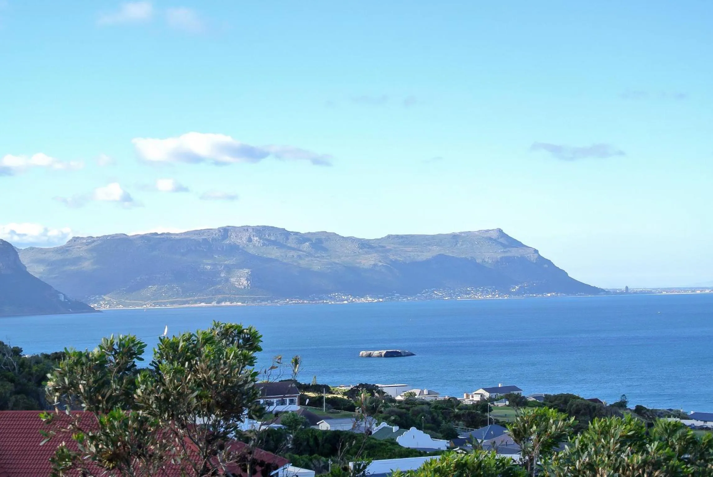 Sea view in Residence William French