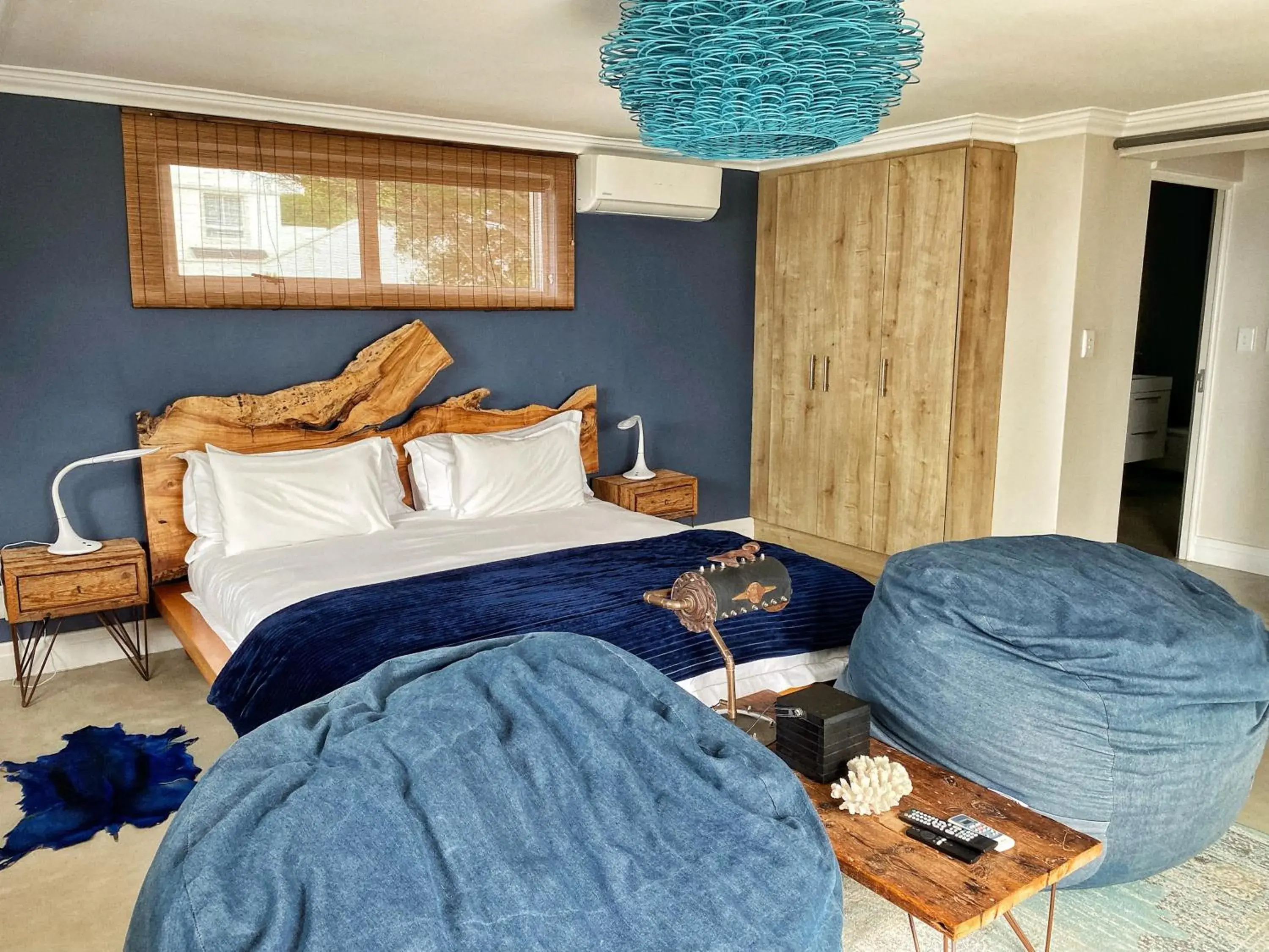 King Room with Sea View in Residence William French King Room with Sea View in Residence William French