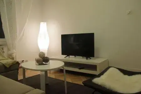 One-Bedroom Apartment with Garden View in Zurich Furnished Apartments One-Bedroom Apartment with Garden View in Zurich Furnished Apartments