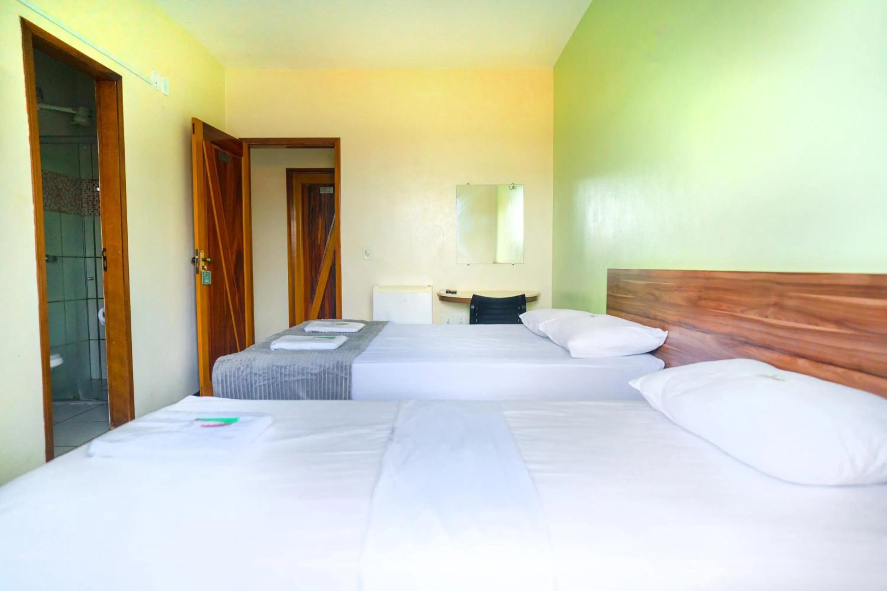 Photo of the whole room, Bed in Hotel Pinheiro