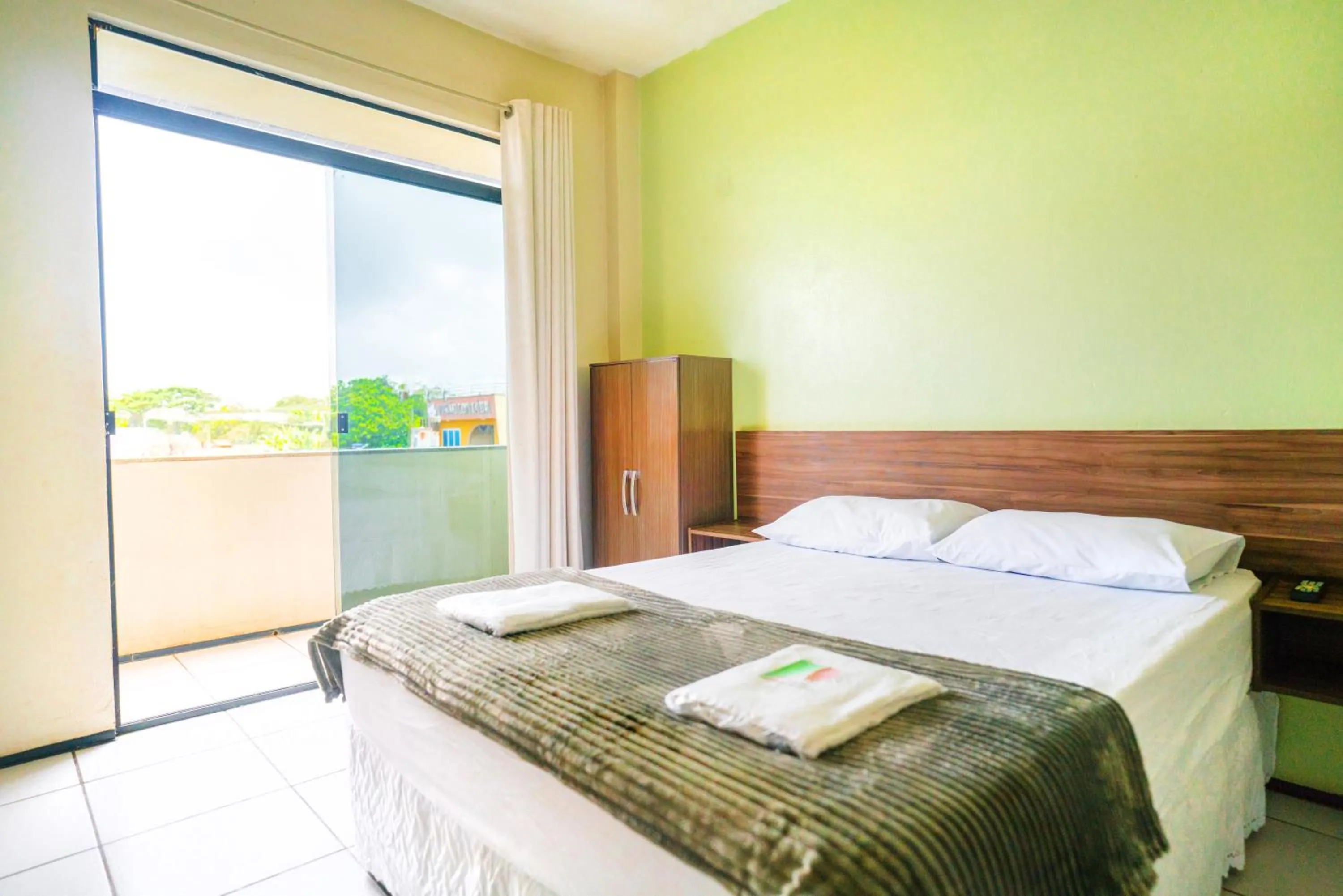 Bed in Hotel Pinheiro