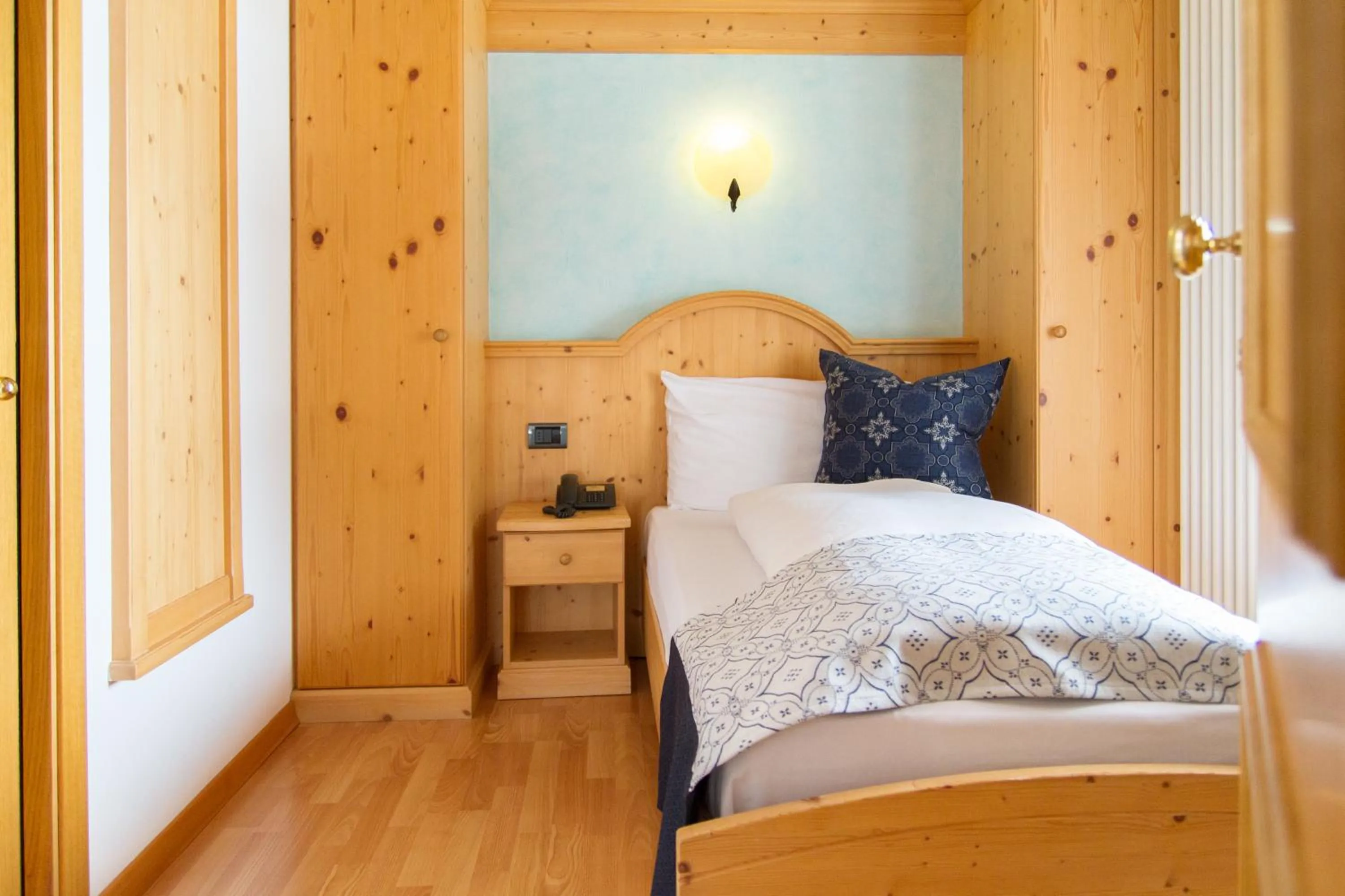 Photo of the whole room, Bed in Hotel Genzianella