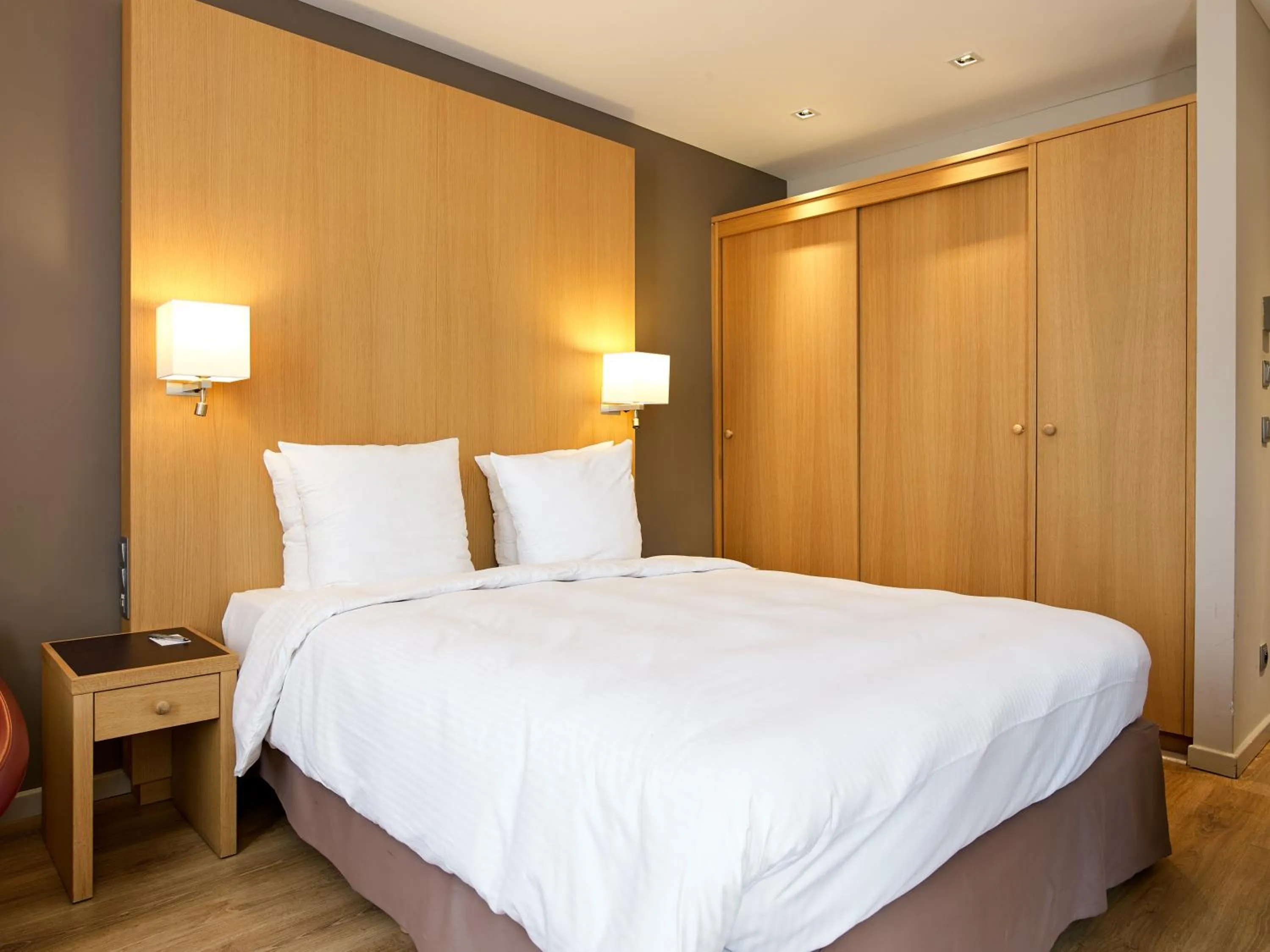 Bed in Radisson BLU Balmoral