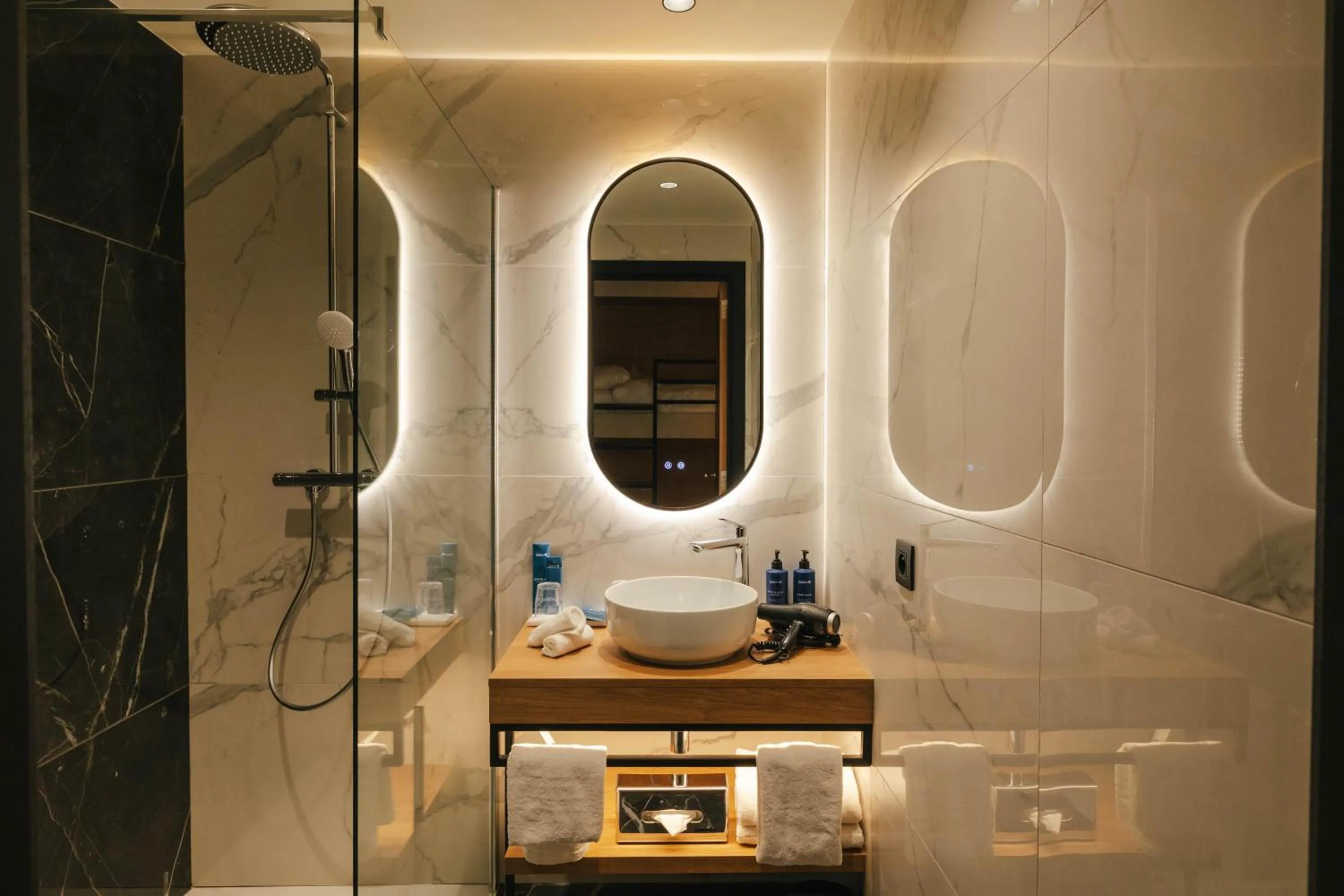 Bathroom in Radisson BLU Balmoral