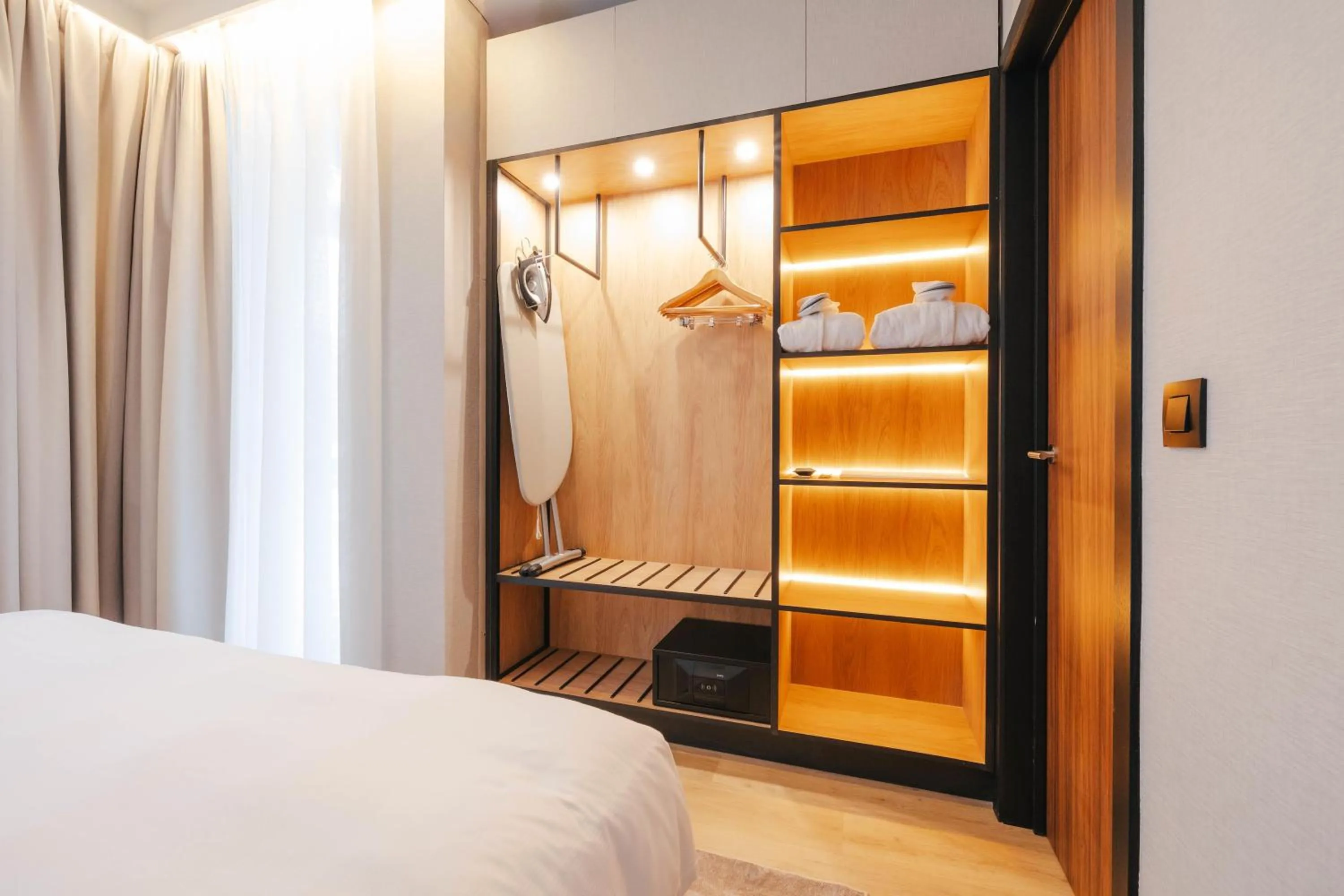 Photo of the whole room, Bed in Radisson BLU Balmoral