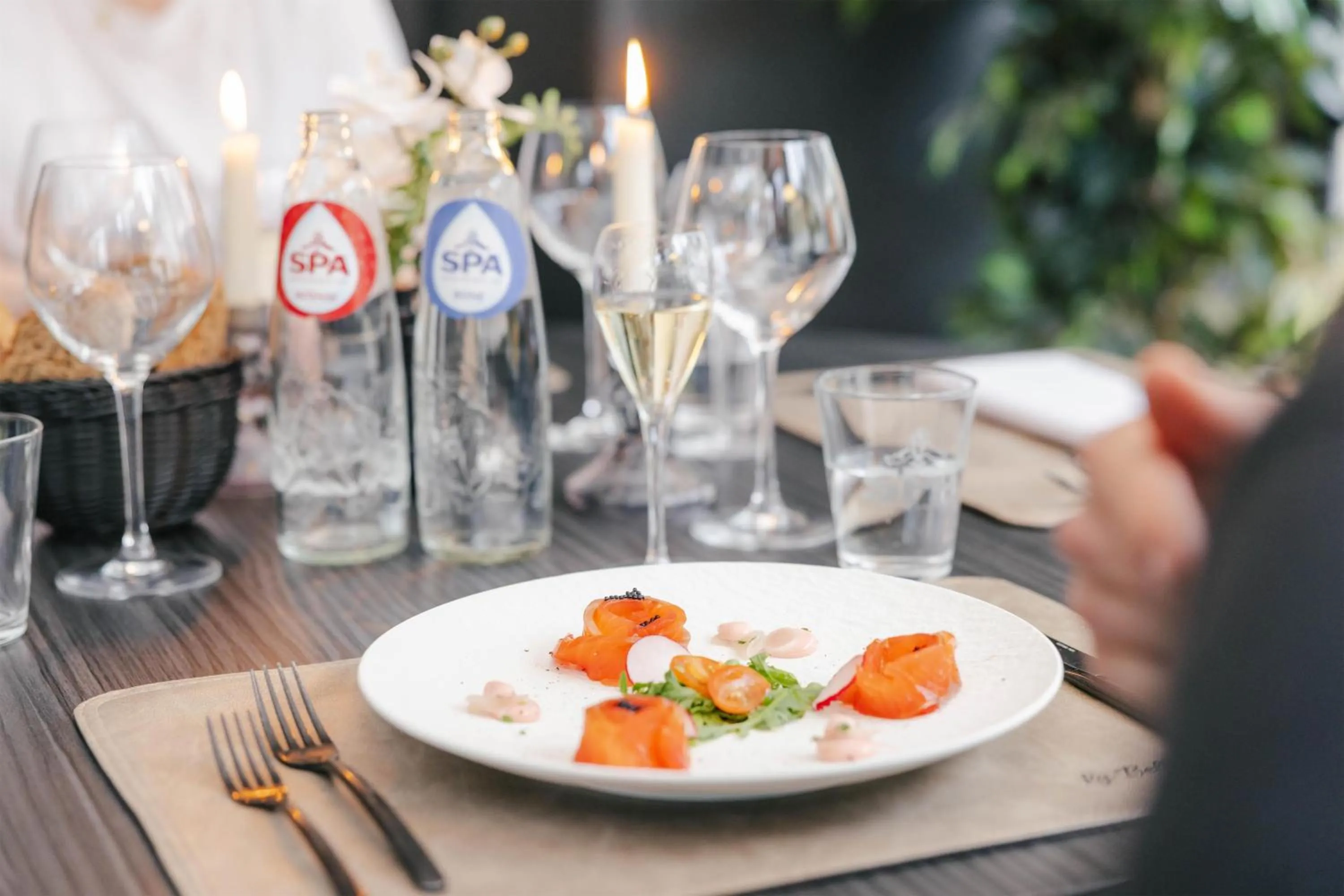 Restaurant/places to eat in Radisson BLU Balmoral