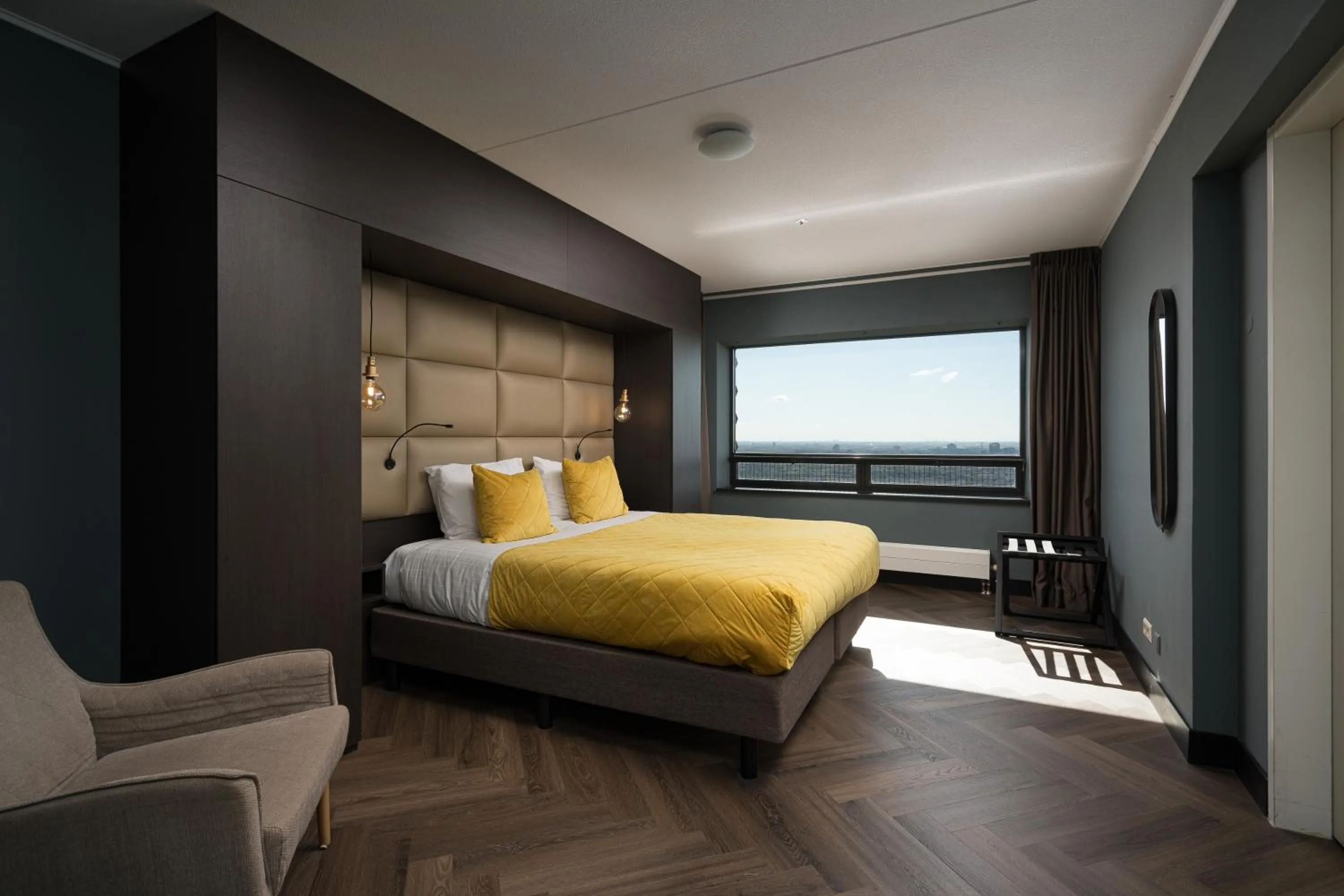 Bedroom, Bed in The Penthouse At The Hague Tower