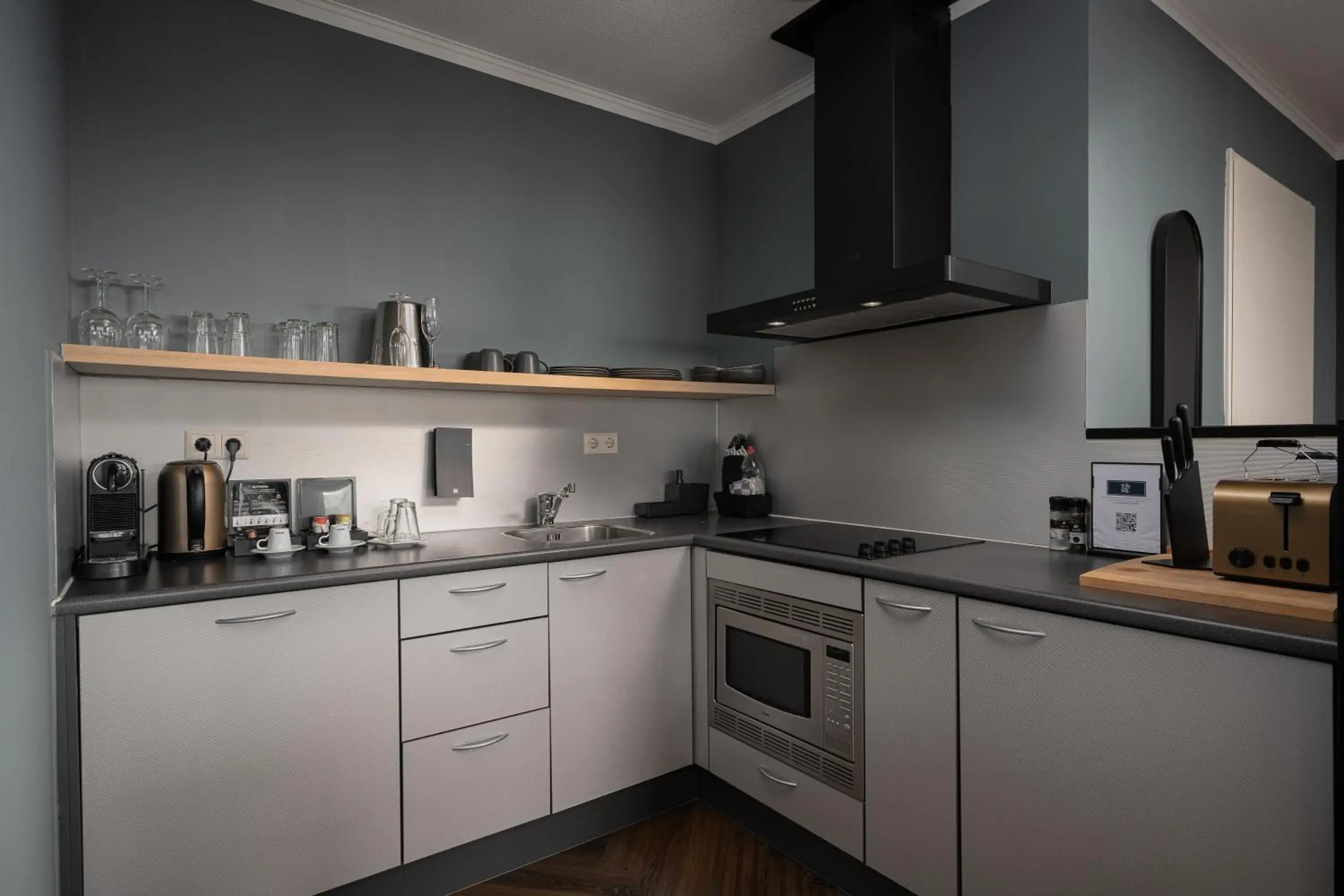 Penthouse Deluxe Studio Top Floor (29th) Corner Sea & City View 730 in The Penthouse At The Hague Tower Penthouse Deluxe Studio Top Floor (29th) Corner Sea & City View 730 in The Penthouse At The Hague Tower