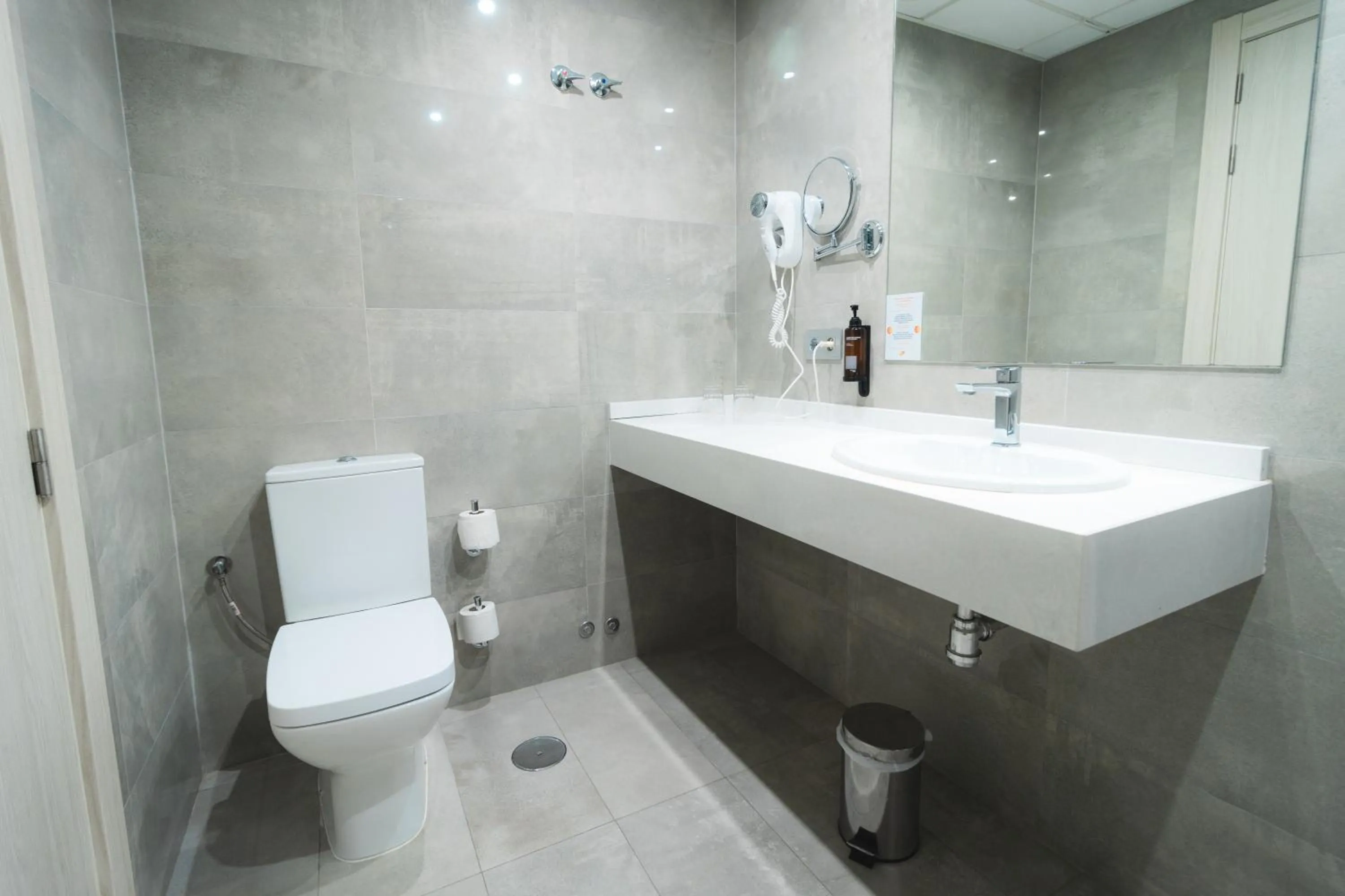 Bathroom in Dos Playas - 30º hotels