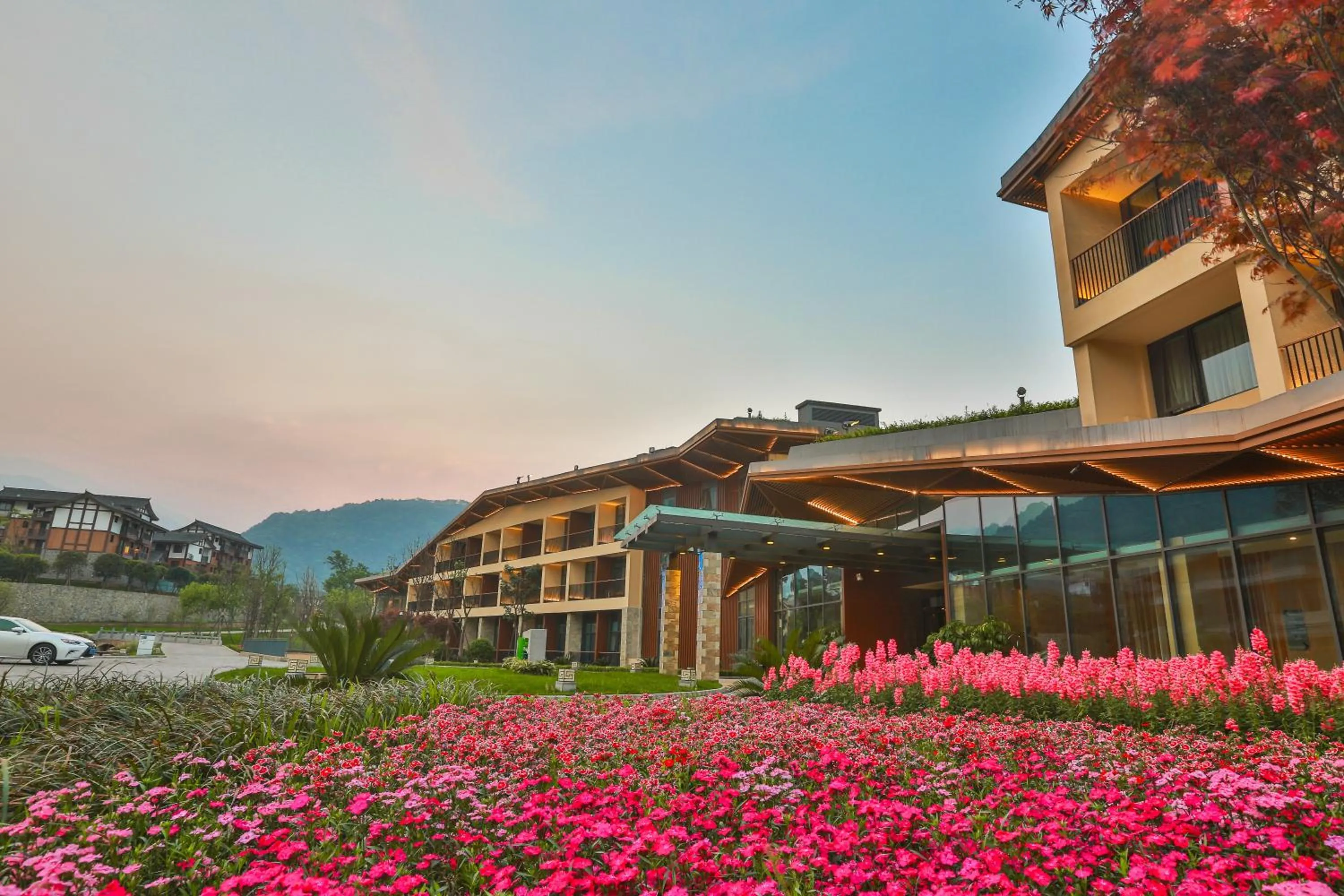 Property building in Holiday Inn Express Emei Mountain, an IHG Hotel