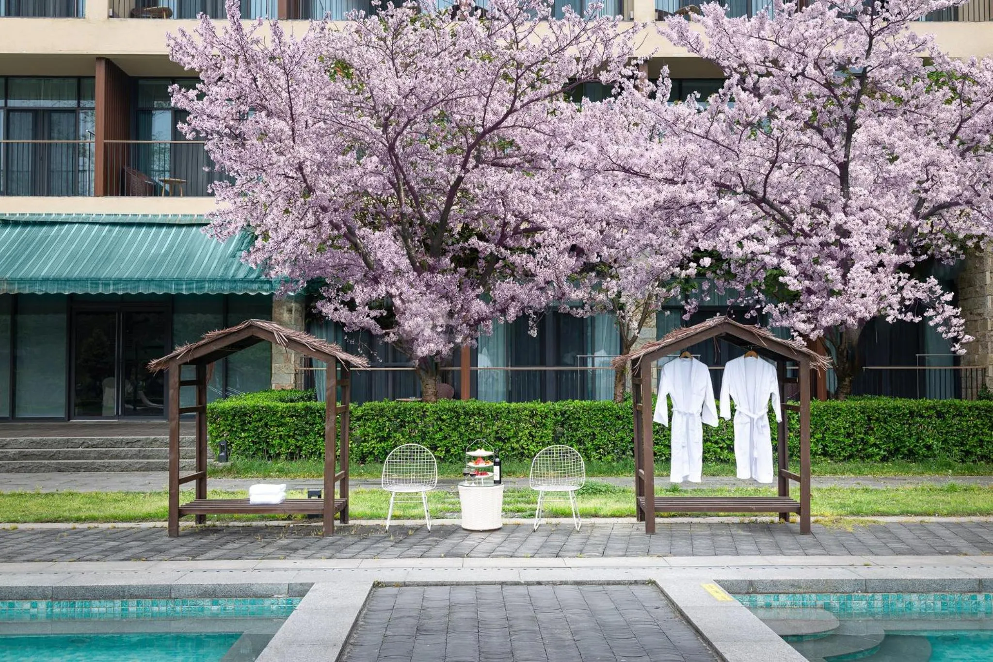 Property building in Holiday Inn Express Emei Mountain, an IHG Hotel