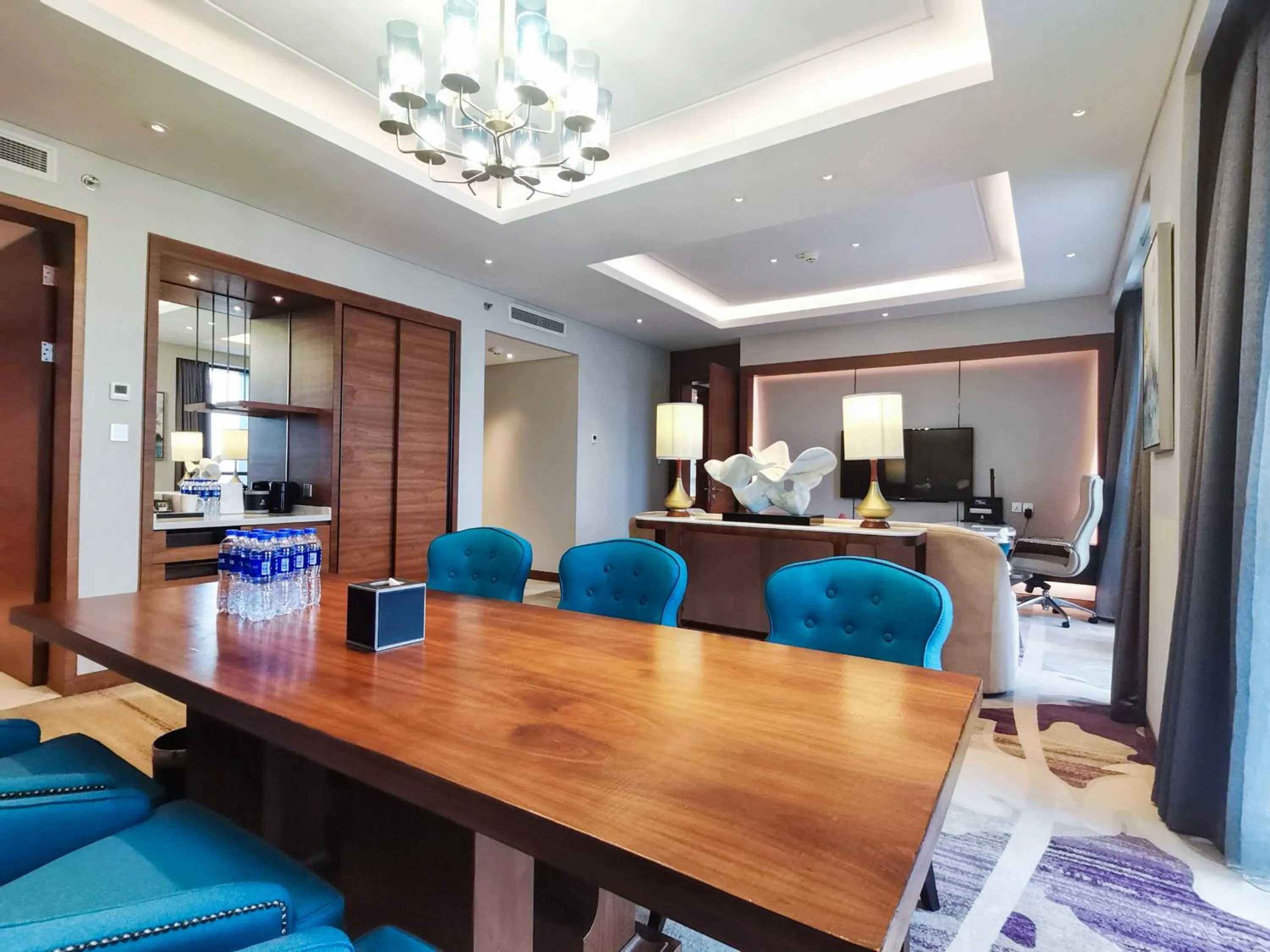 Photo of the whole room in Holiday Inn Chengdu Qinhuang by IHG