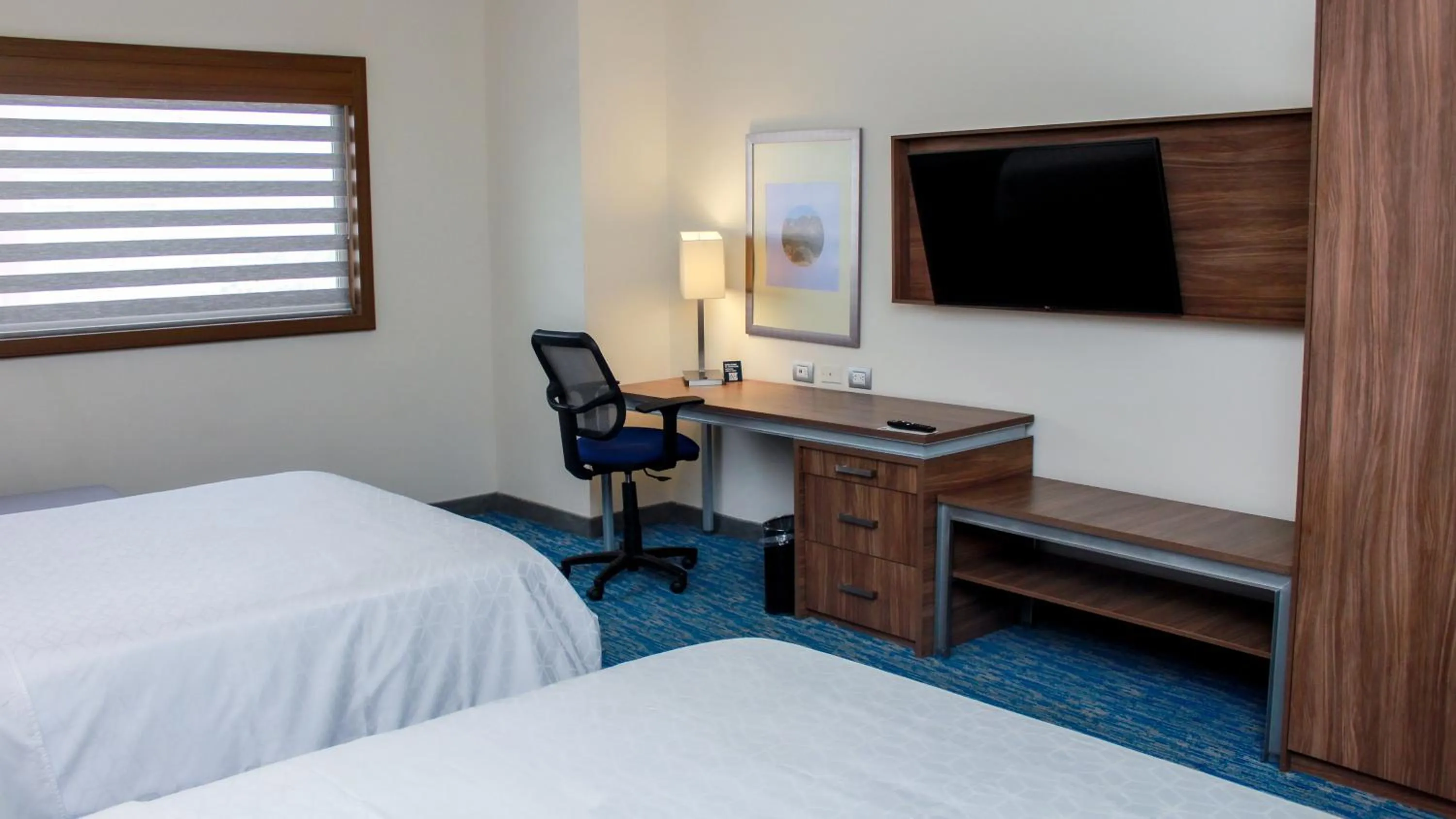 Bed in Holiday Inn Express & Suites - Ciudad Obregon by IHG