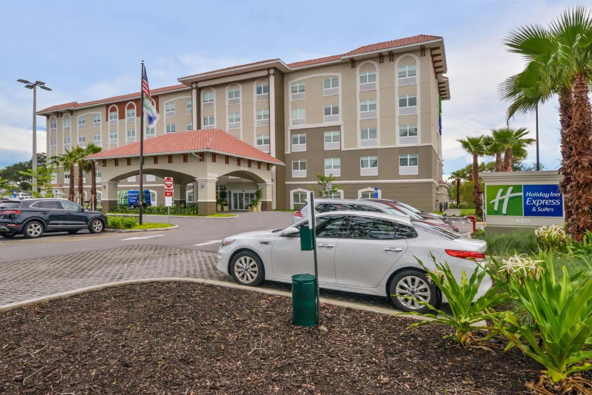 Property building in Holiday Inn Express & Suites - St. Petersburg - Madeira Beach by IHG