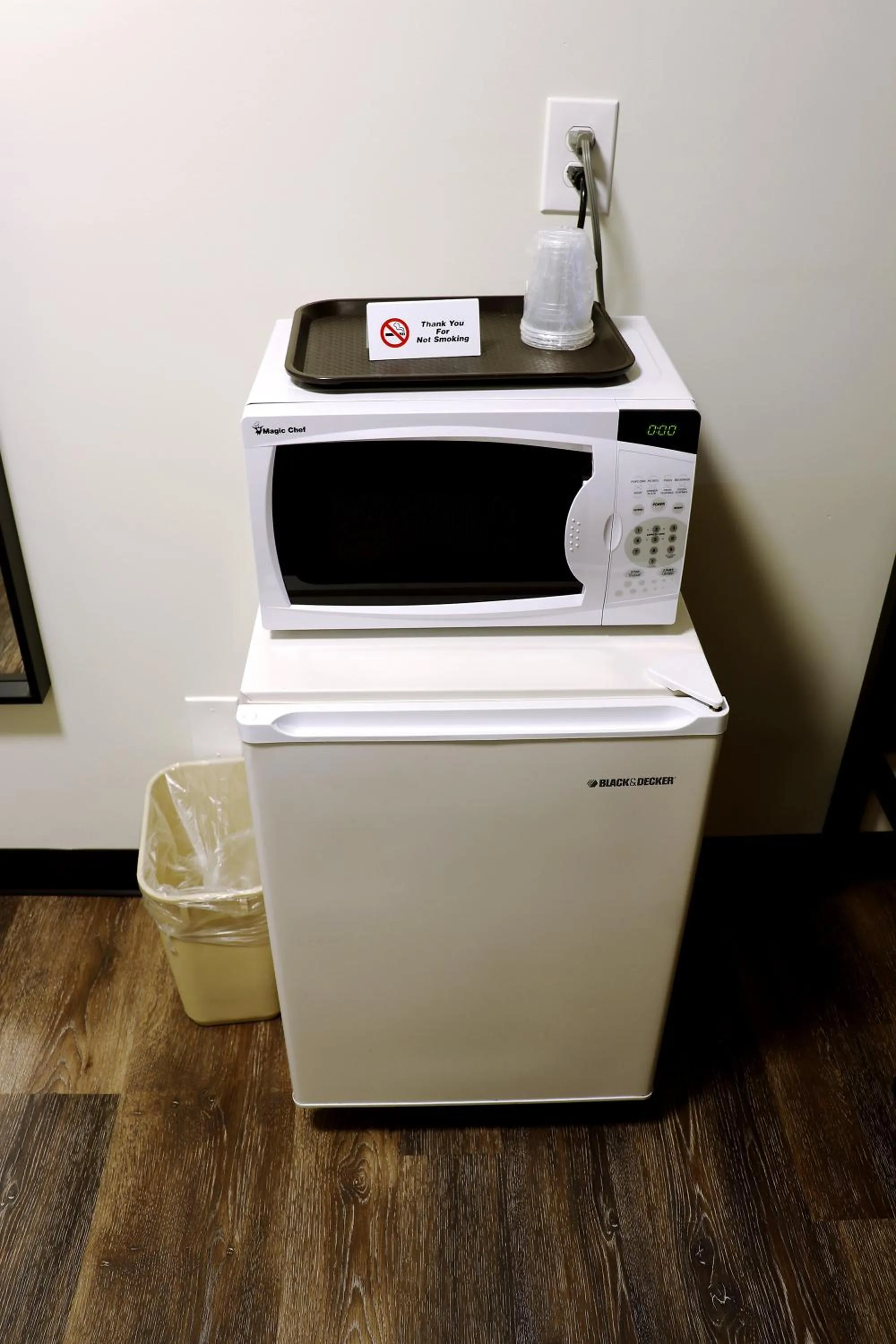 Property building in Best Lynnwood Inn