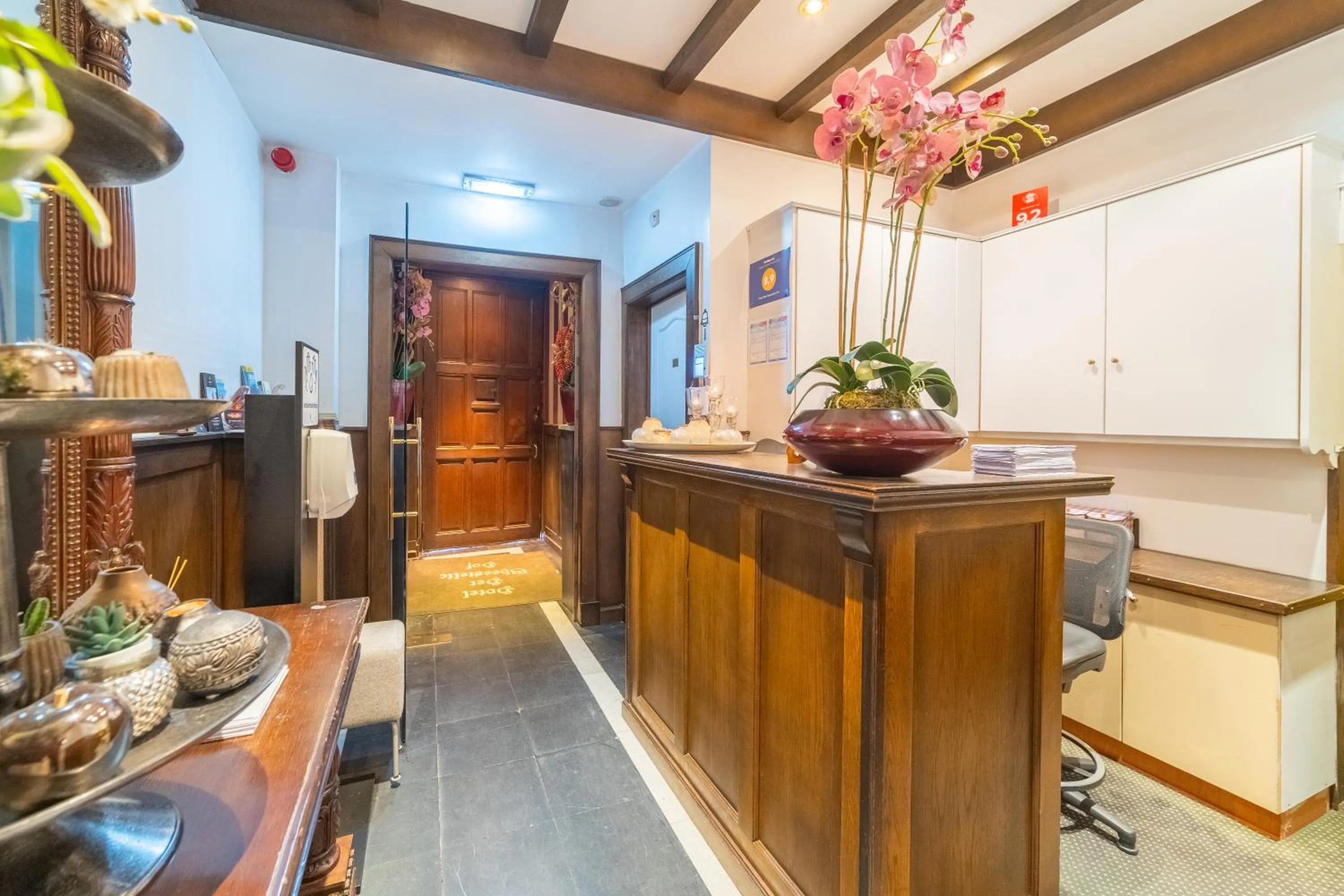 Lobby or reception in Hotel Het Gheestelic Hof by CW Hotel Collection