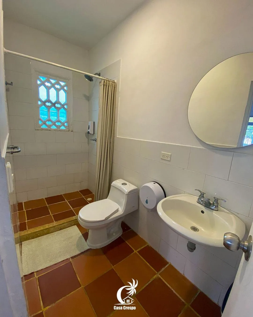 Toilet in Casa Crespo