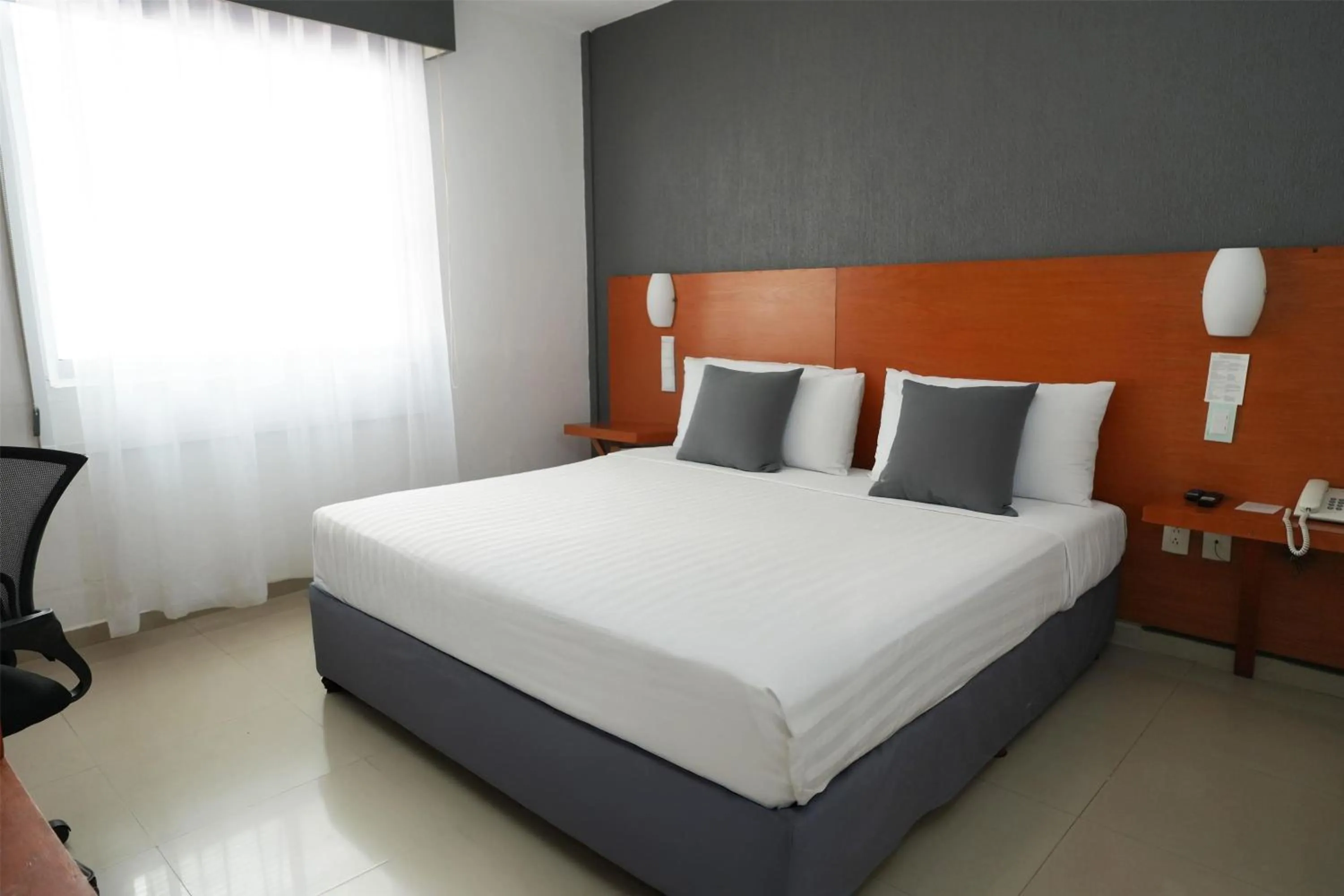 Photo of the whole room, Bed in Days Inn by Wyndham Minatitlan
