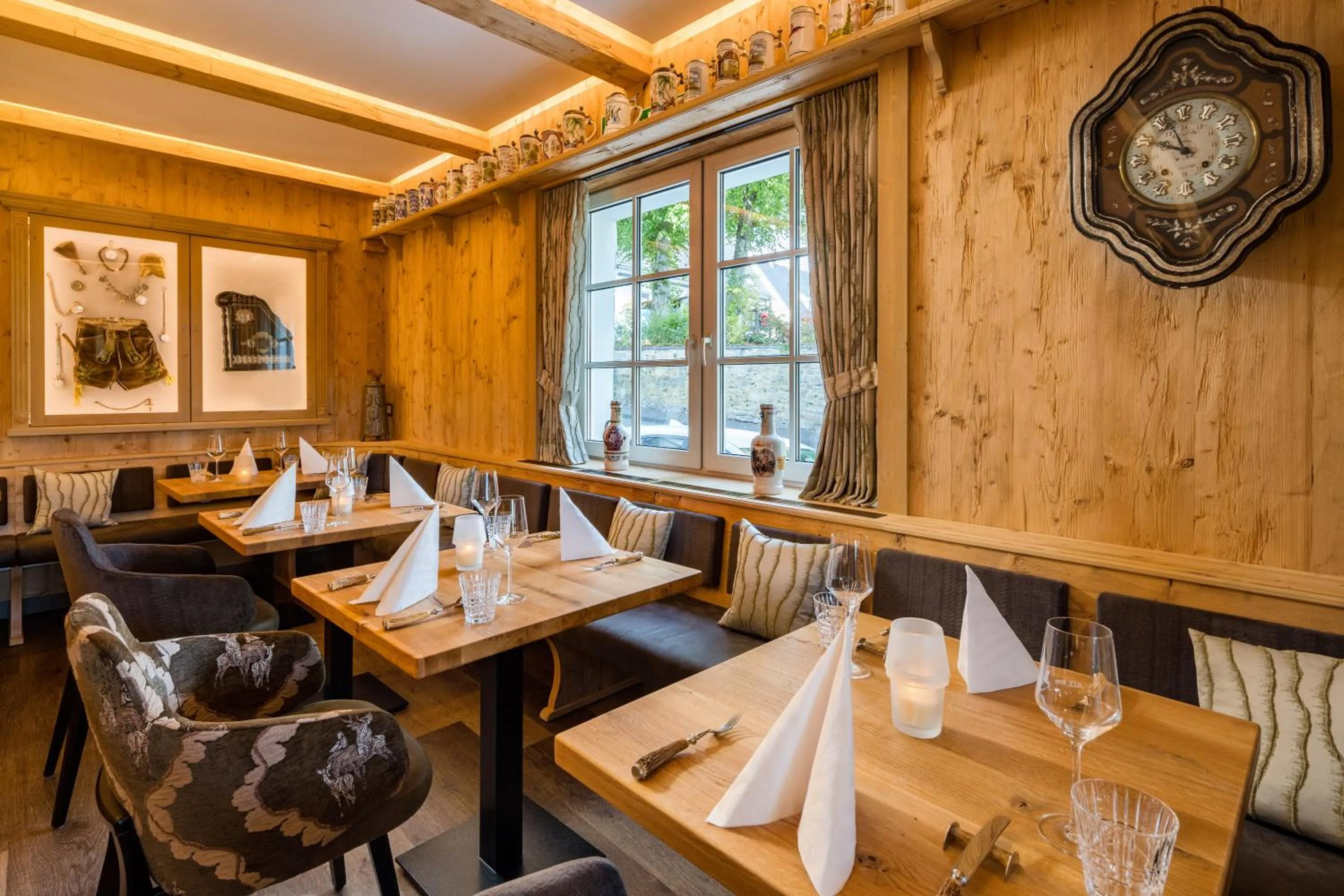 Restaurant/places to eat in Hotel Rech