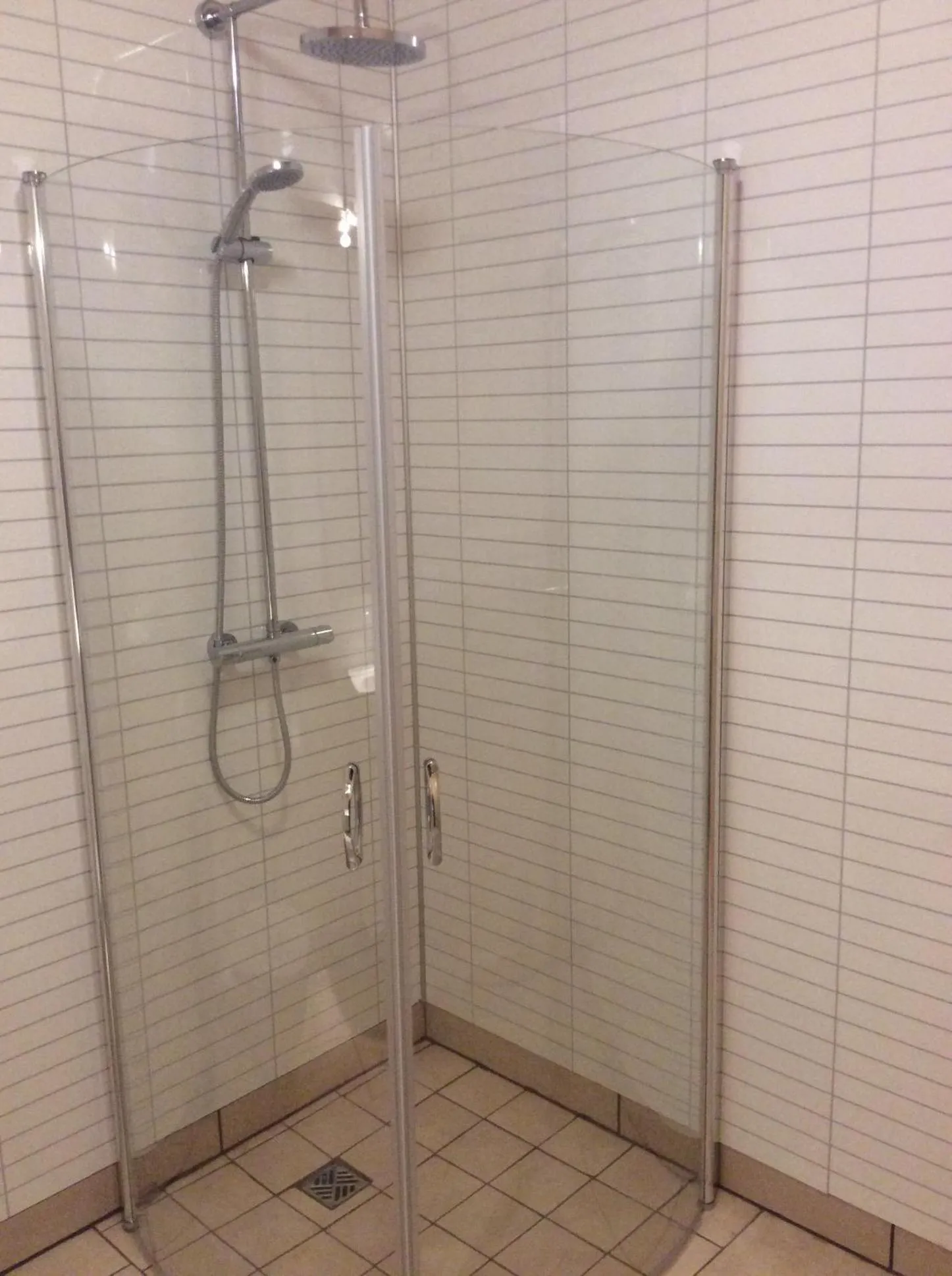 Bathroom in Middalskot Cottages