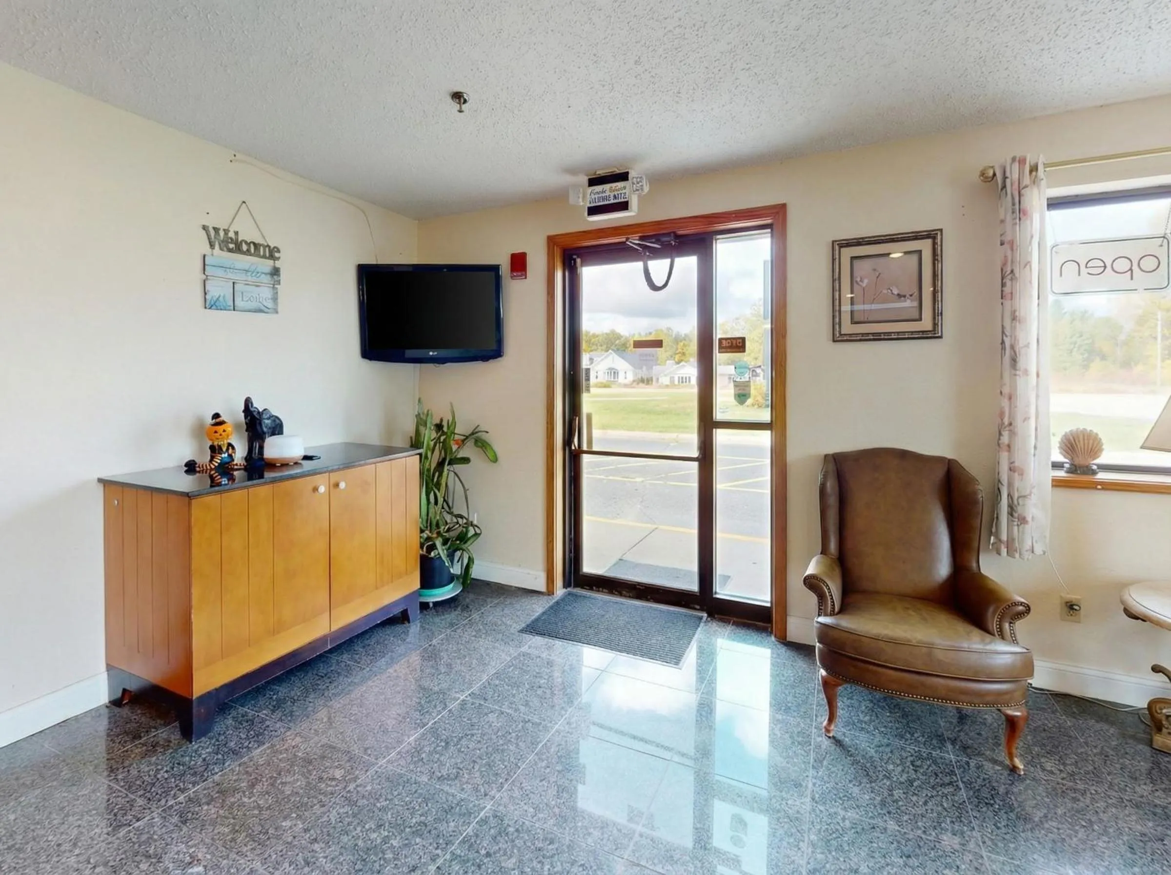 Lobby or reception in Oscoda Lakeside Hotel