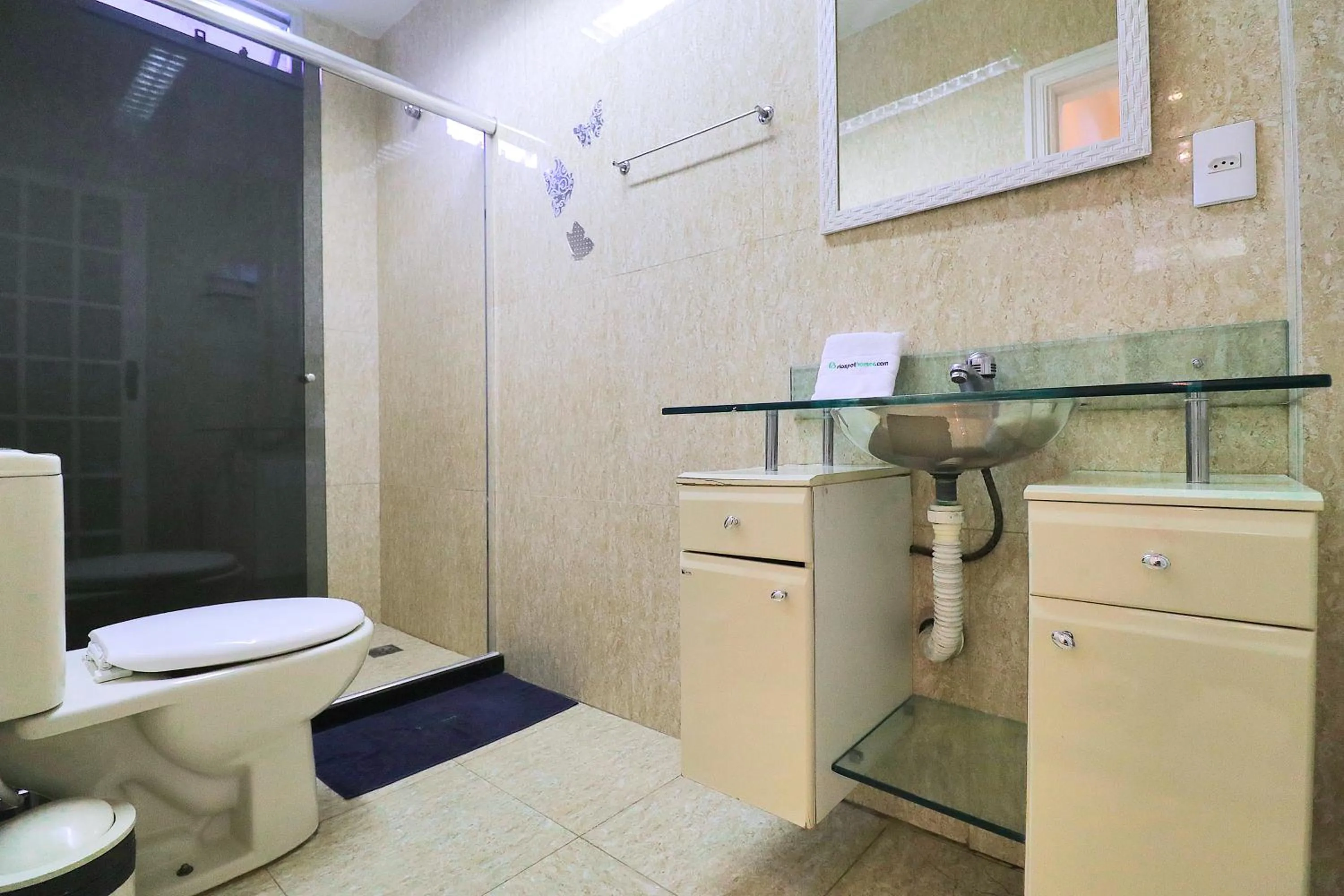 Bathroom in Rio Spot Sara 1118