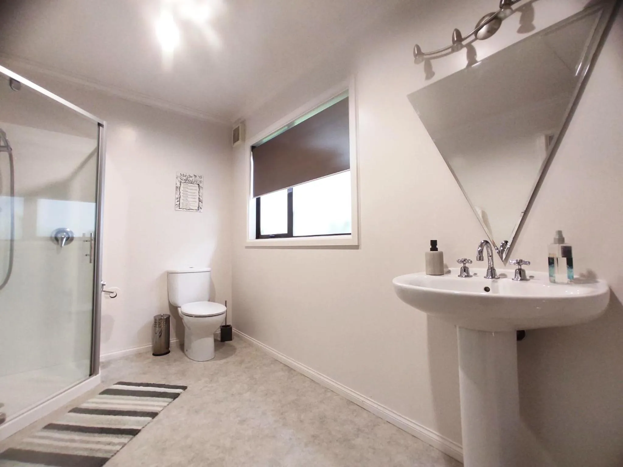 Bathroom in Golden Caves - Bed and Breakfast