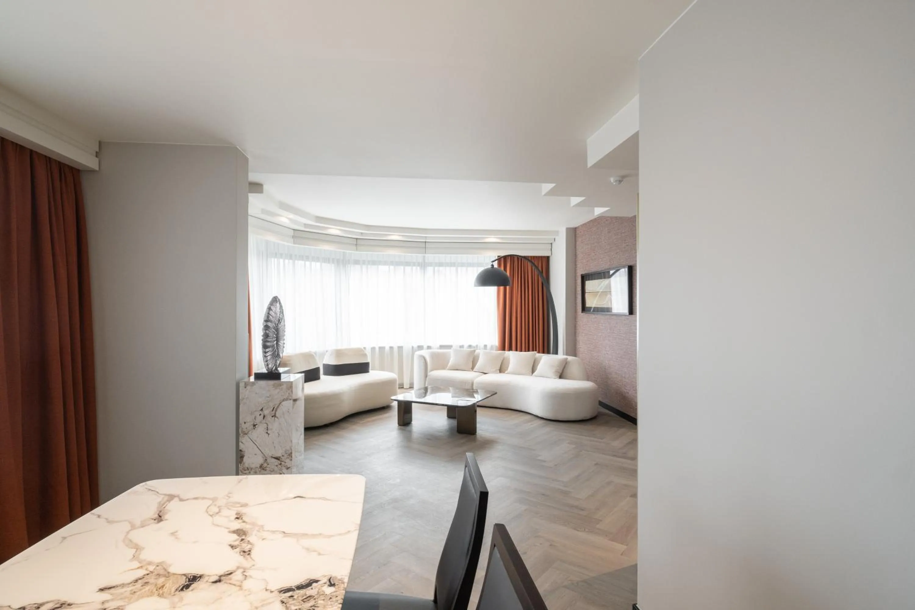 Photo of the whole room, Bed in Hyllit Hotel