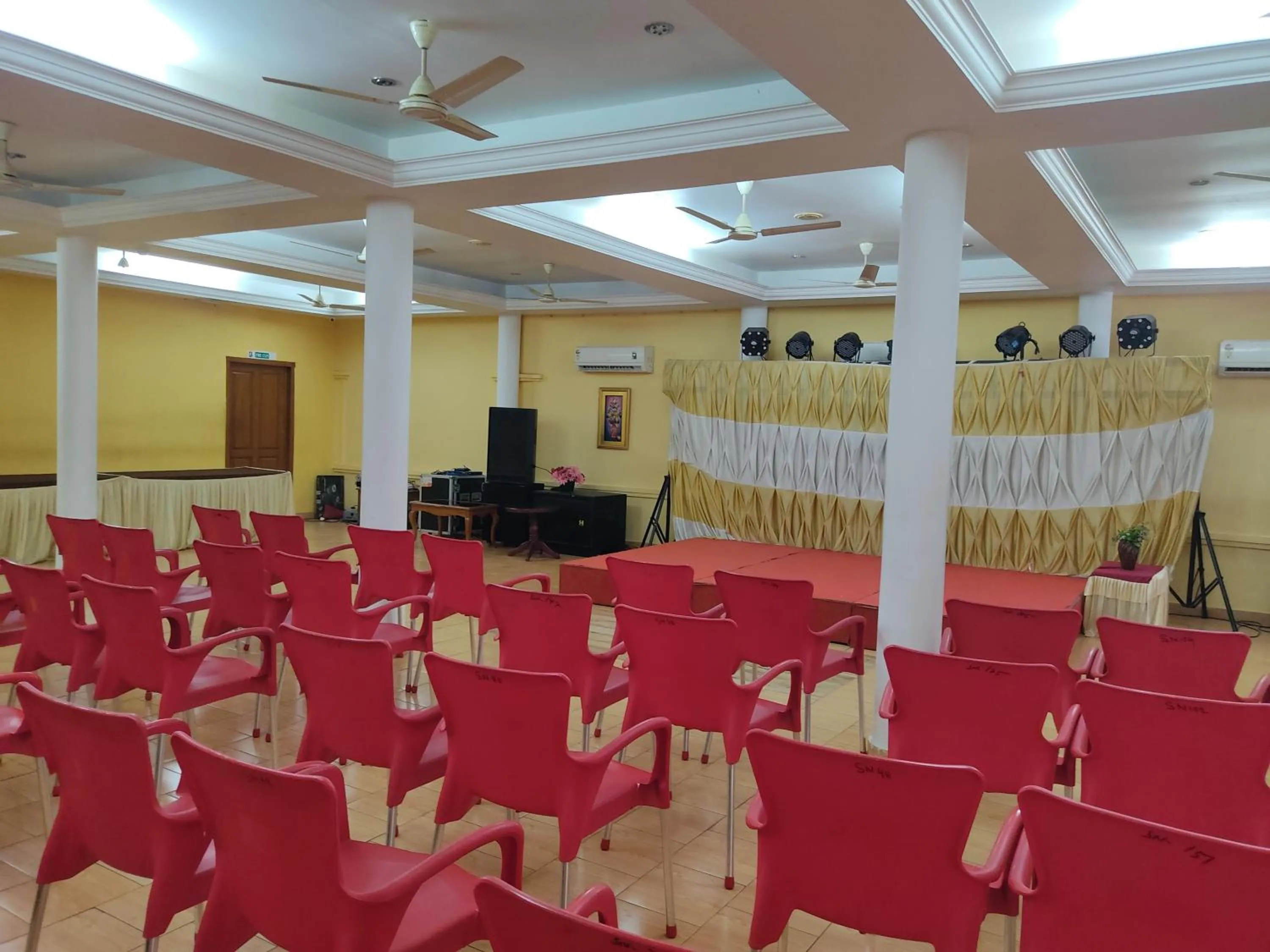 Banquet/Function facilities in Sneha Inn