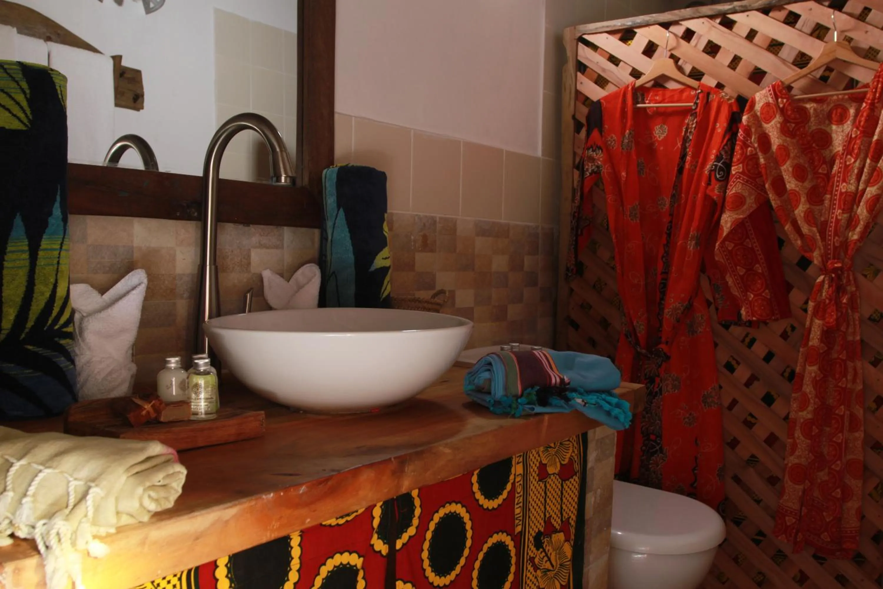 Bathroom in Ujamaa Beach Resort