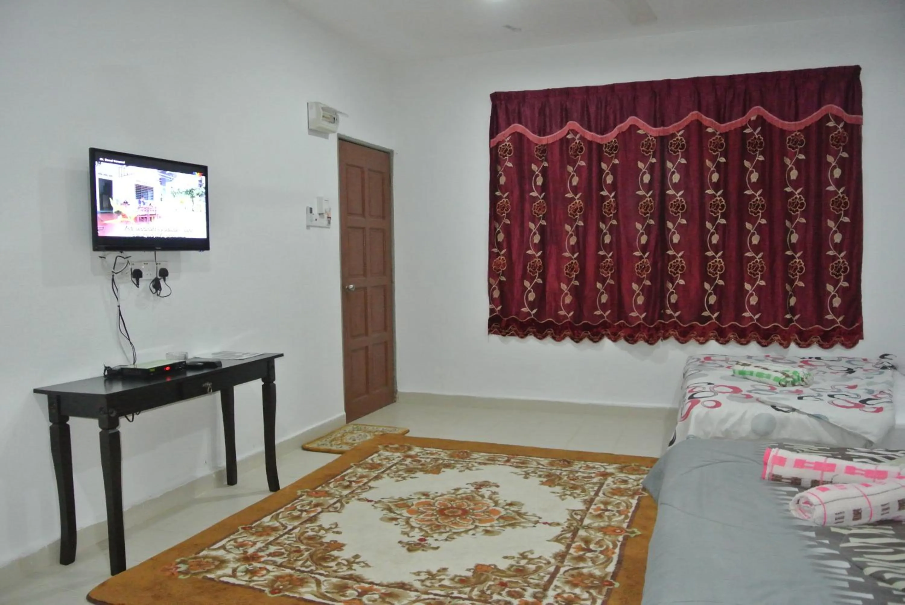 TV and multimedia, Bed in Wave Langkawi Inn