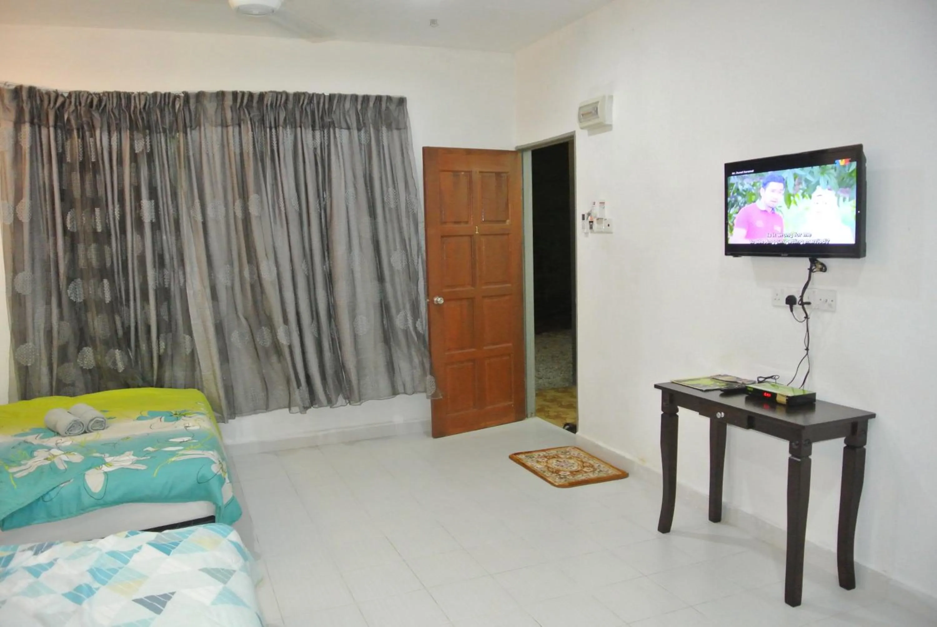 TV and multimedia, Bed in Wave Langkawi Inn