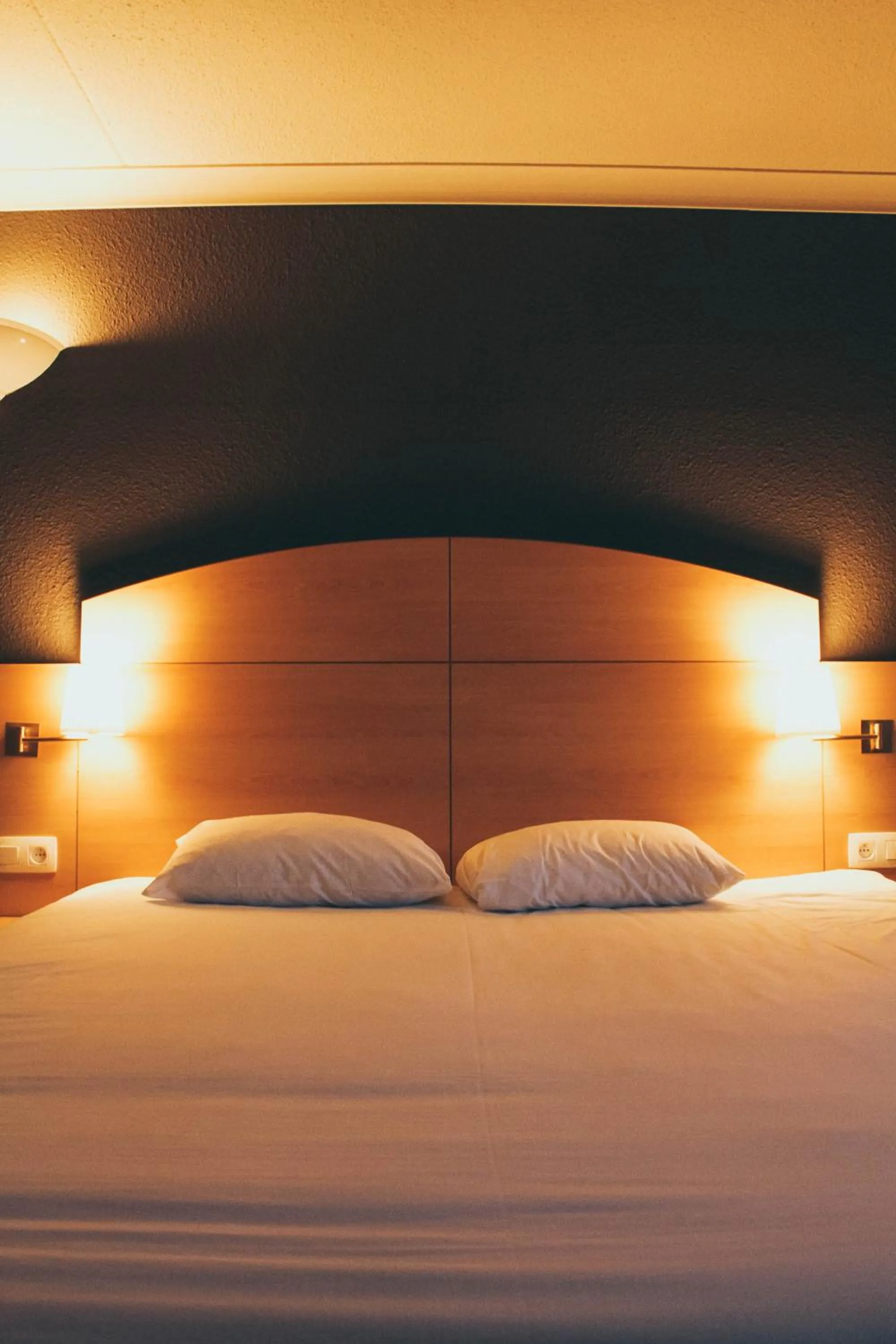 Bed in DC Hotel & Restaurant Brussels South