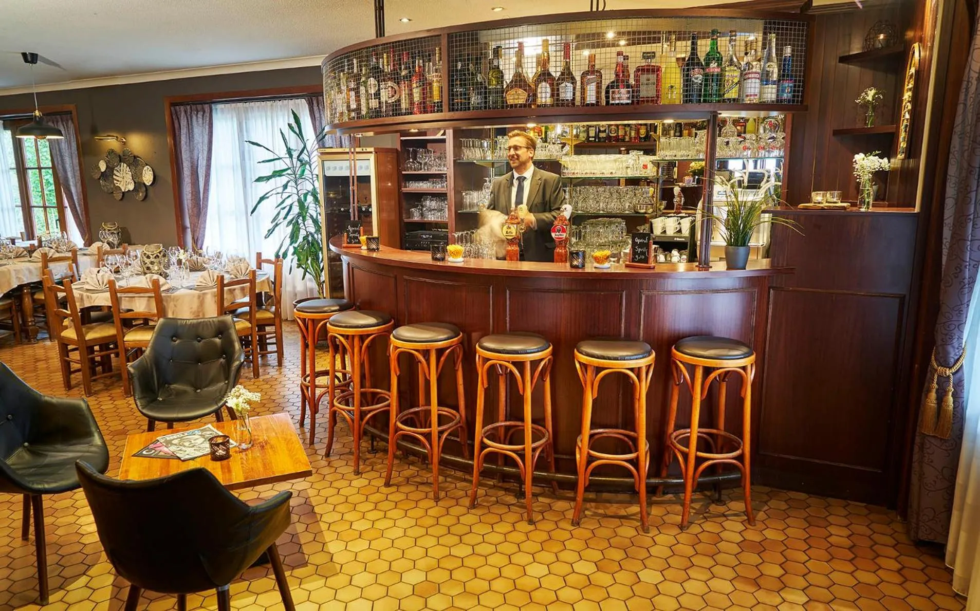 Lounge or bar in DC Hotel & Restaurant Brussels South