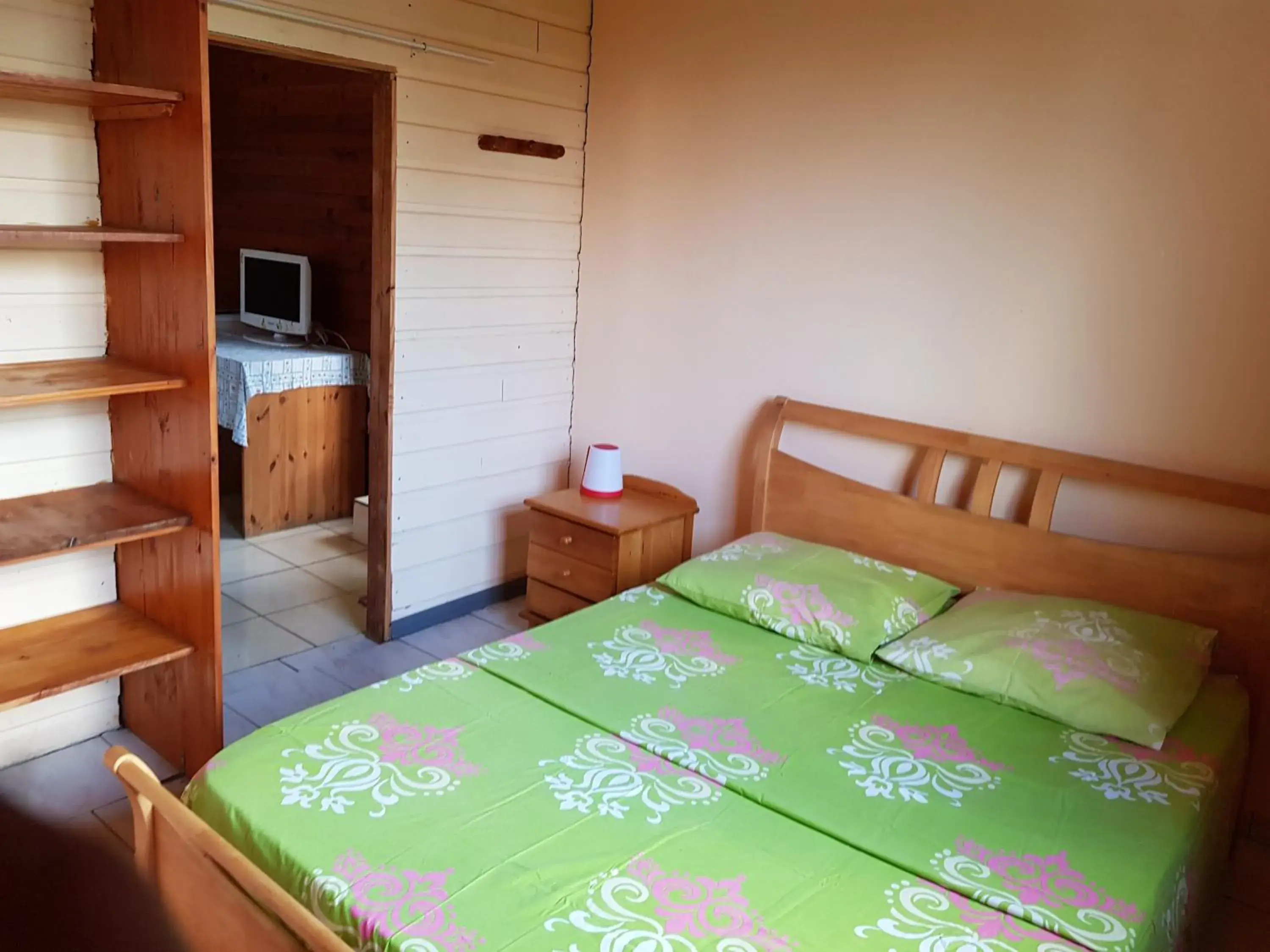 GITE-Hotel LA CAZ DES ORANGERS GITE-Hotel LA CAZ DES ORANGERS