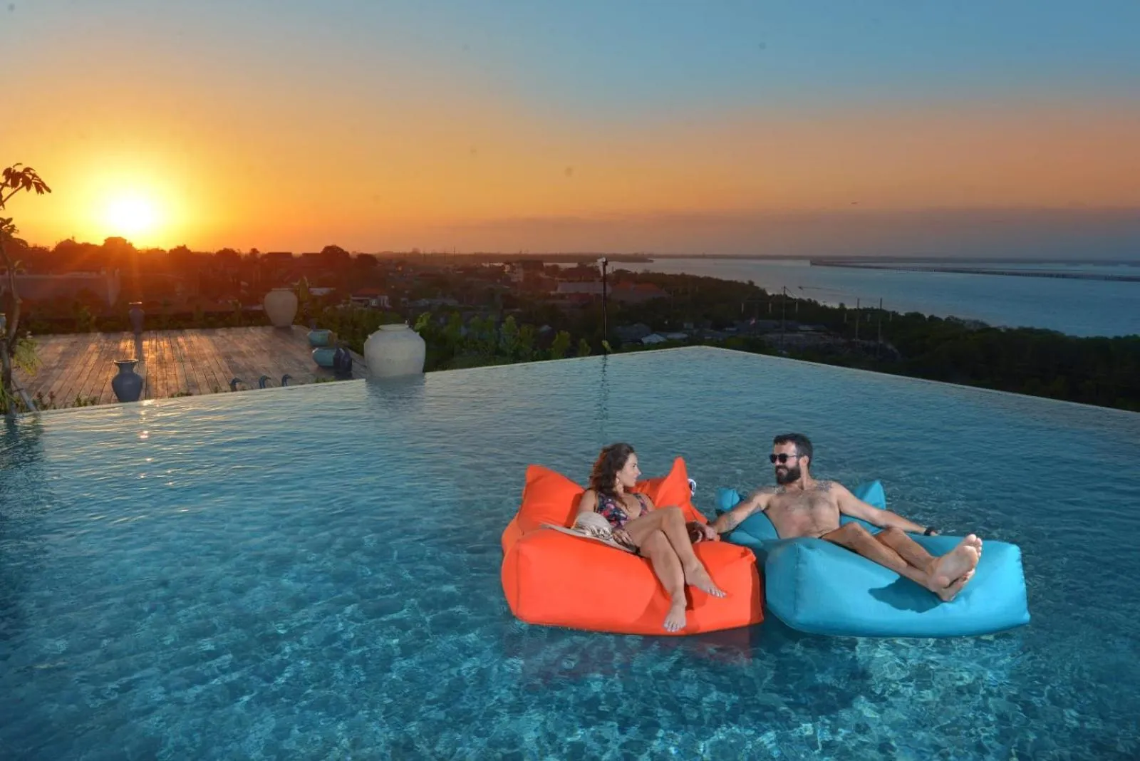 Swimming pool in The Crystal Luxury Bay Resort Nusa Dua