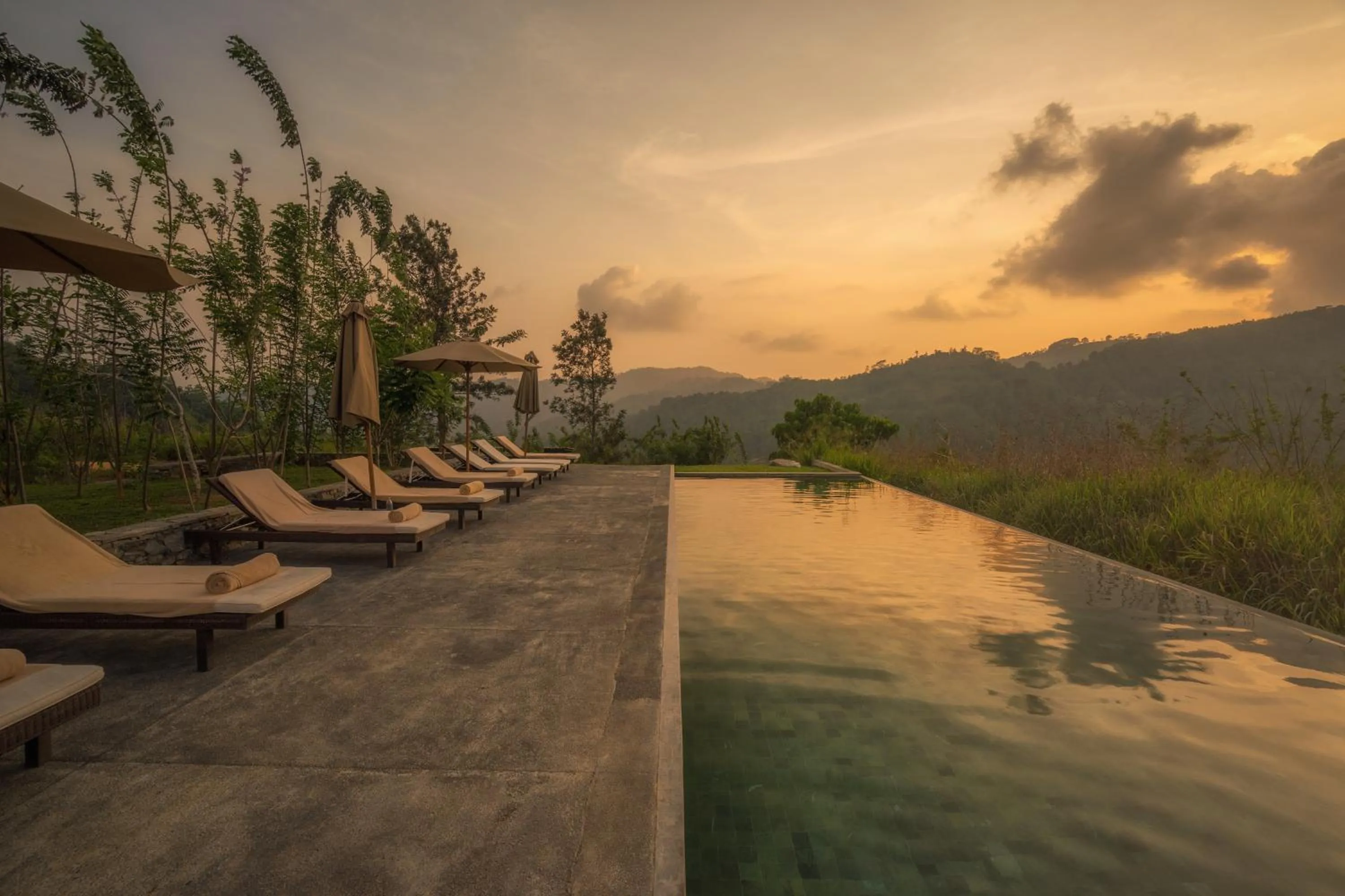 Swimming pool in Santani Wellness Kandy